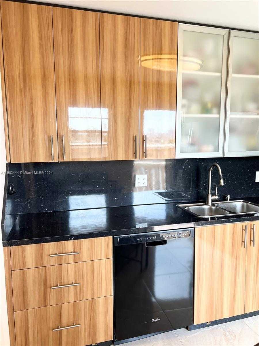 Small Image of 219 NORTH EAST 14TH AVE #401, Hallandale Beach Number 4