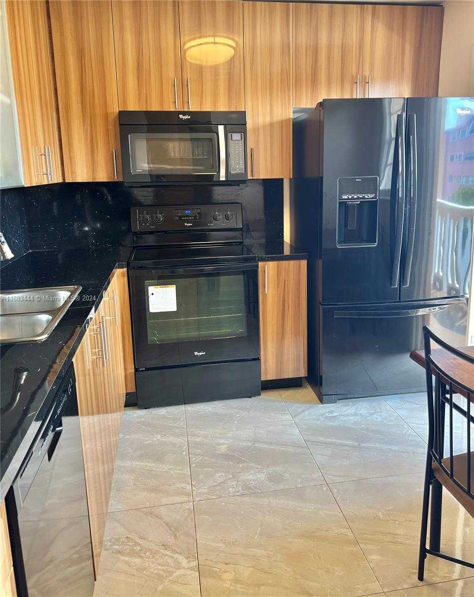 Small Image of 219 NORTH EAST 14TH AVE #401, Hallandale Beach Number 6