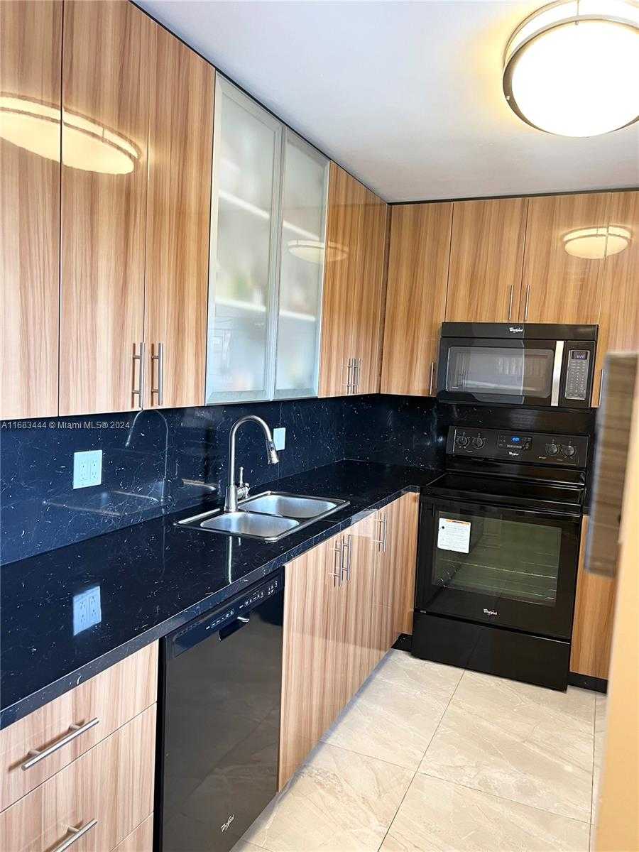 Small Image of 219 NORTH EAST 14TH AVE #401, Hallandale Beach Number 7