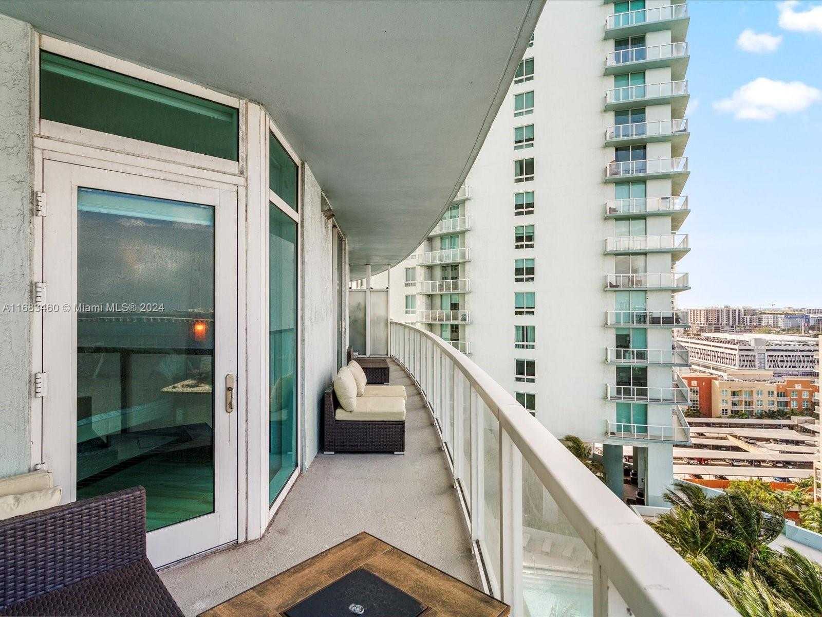 Small Image of 1900 NORTH BAYSHORE DR #1704, Miami Number 31