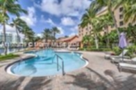 Small Image of 3340 NE 190th St, Miami, FL 33180, USA Number 23