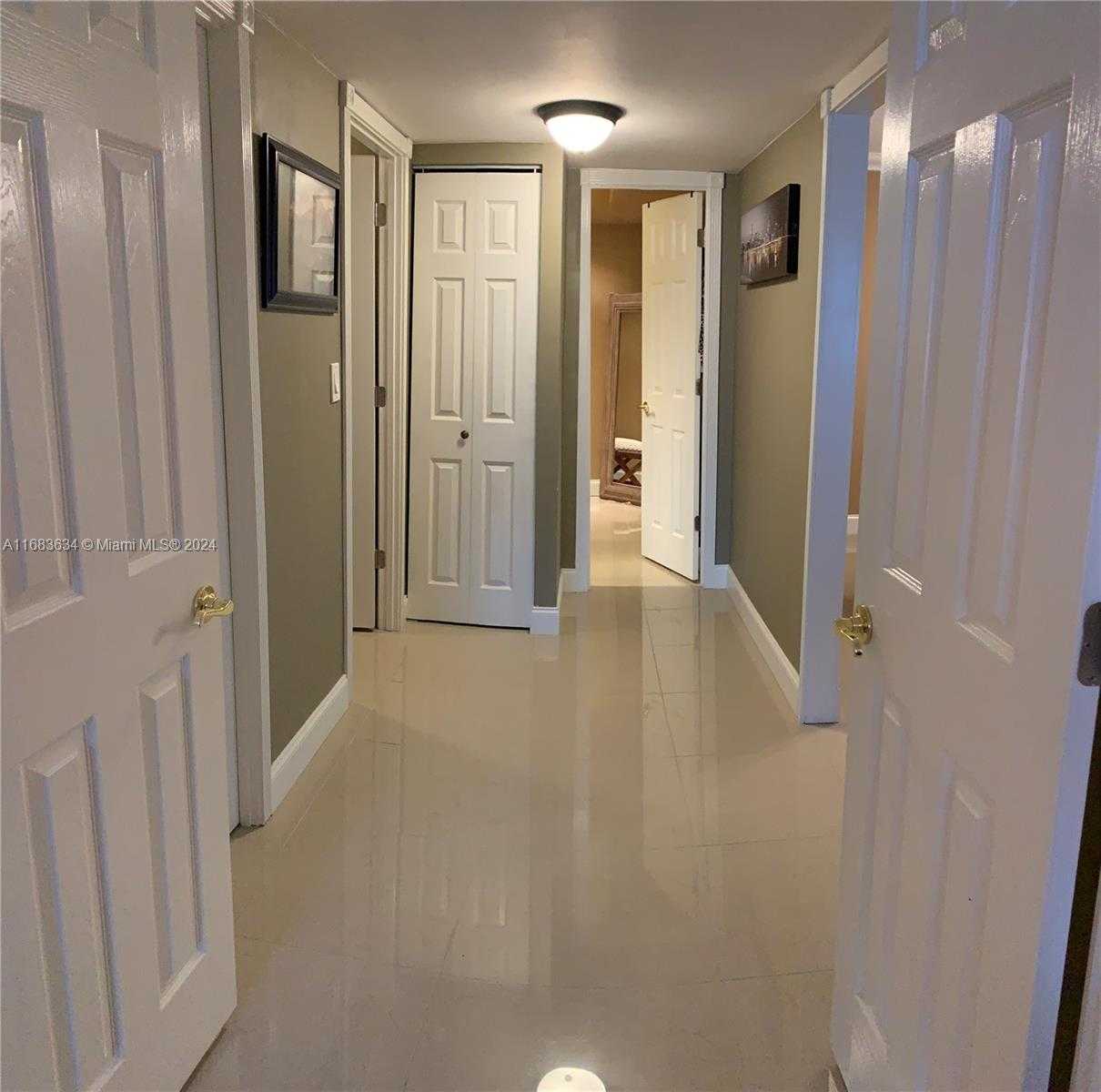 Small Image of 1865 SOUTH OCEAN DR #17F, Hallandale Beach Number 8