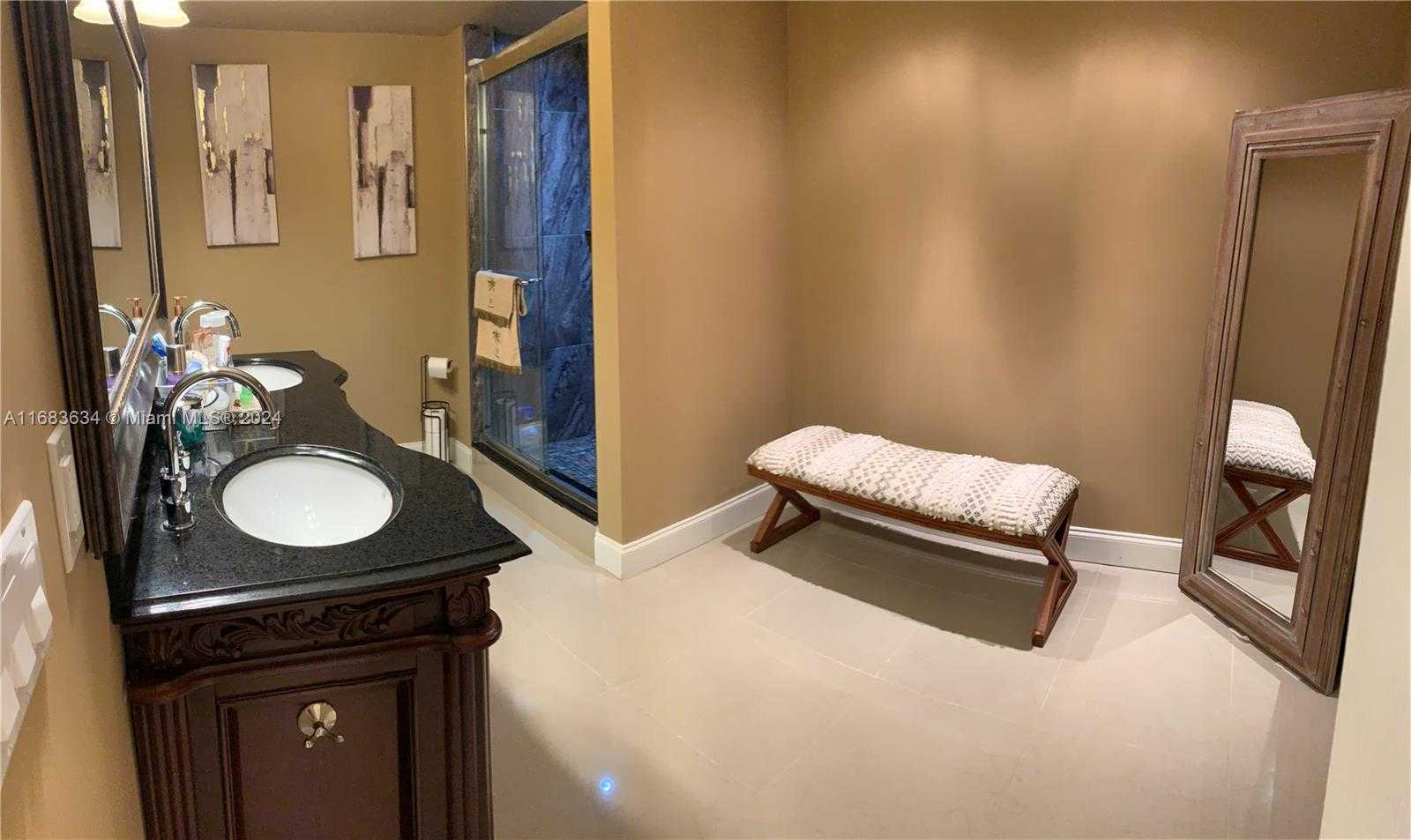Small Image of 1865 SOUTH OCEAN DR #17F, Hallandale Beach Number 9
