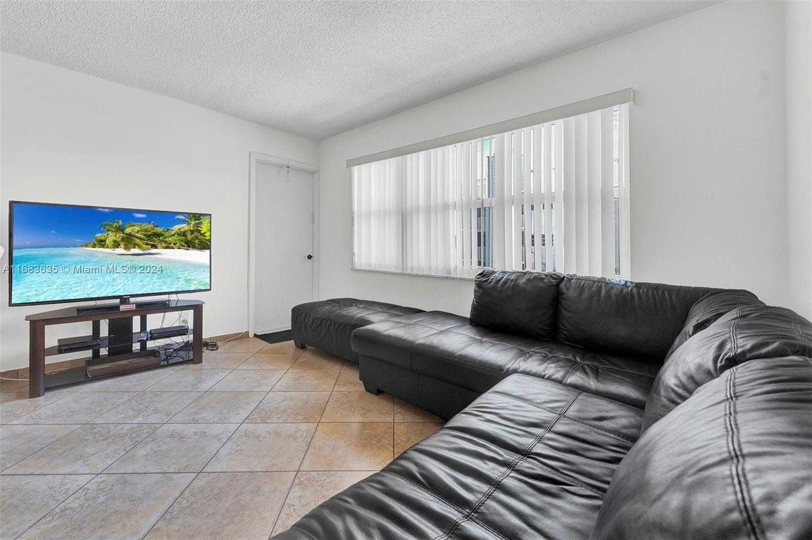 Small Image of 410 SOUTH EAST 2ND ST #308, Hallandale Beach Number 12