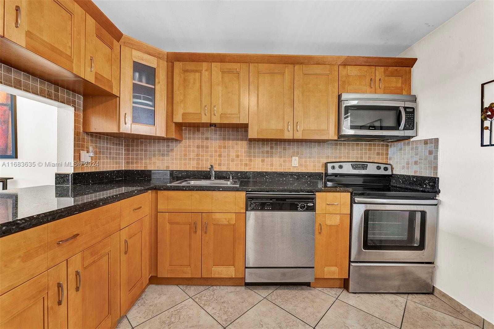 Small Image of 410 SOUTH EAST 2ND ST #308, Hallandale Beach Number 2