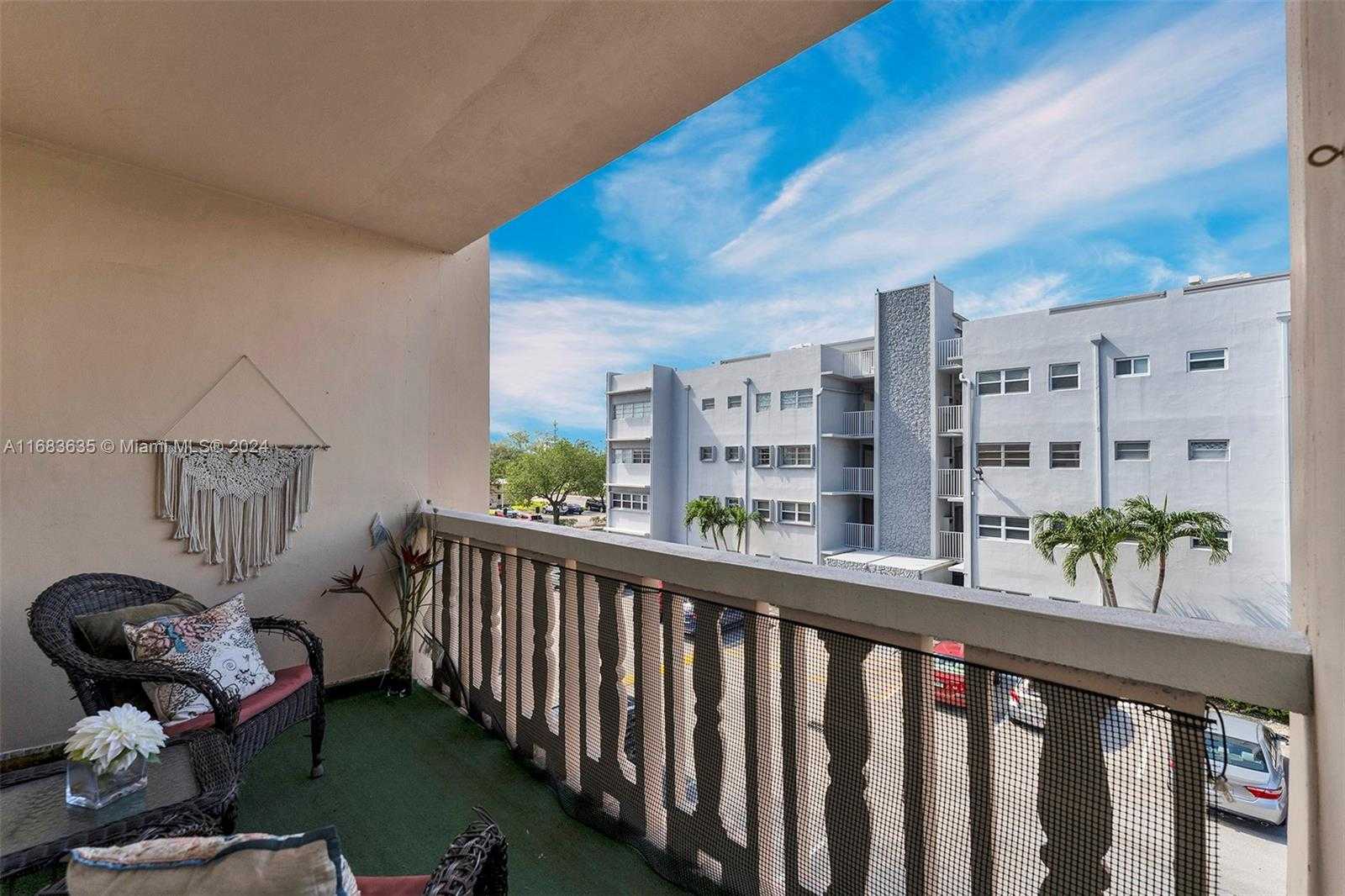 Small Image of 410 SOUTH EAST 2ND ST #308, Hallandale Beach Number 22