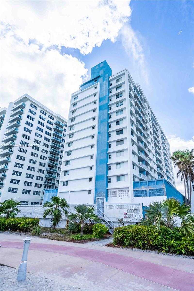 Small Image of 6969 COLLINS AVENUE #1502, Miami Beach Number 30