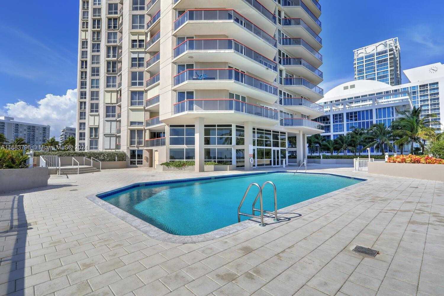 Small Image of 6767 COLLINS AVE #706, Miami Beach Number 32