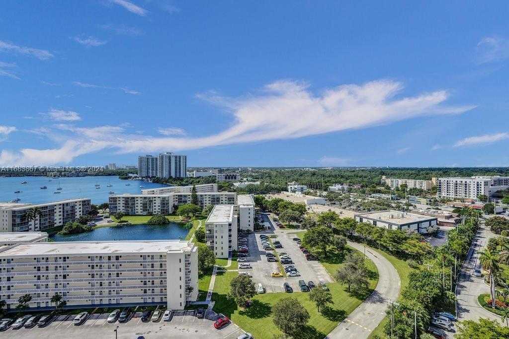 Small Image of 18011 BISCAYNE BLVD #1705, Aventura Number 34