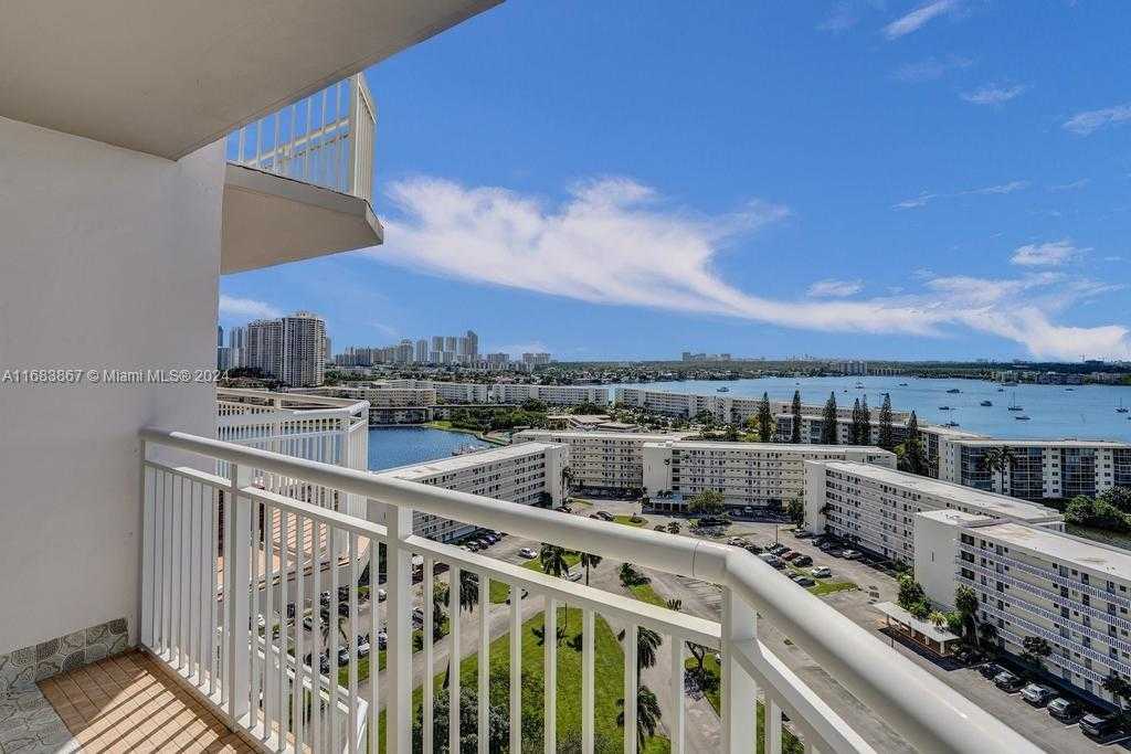 Small Image of 18011 BISCAYNE BLVD #1705, Aventura Number 39