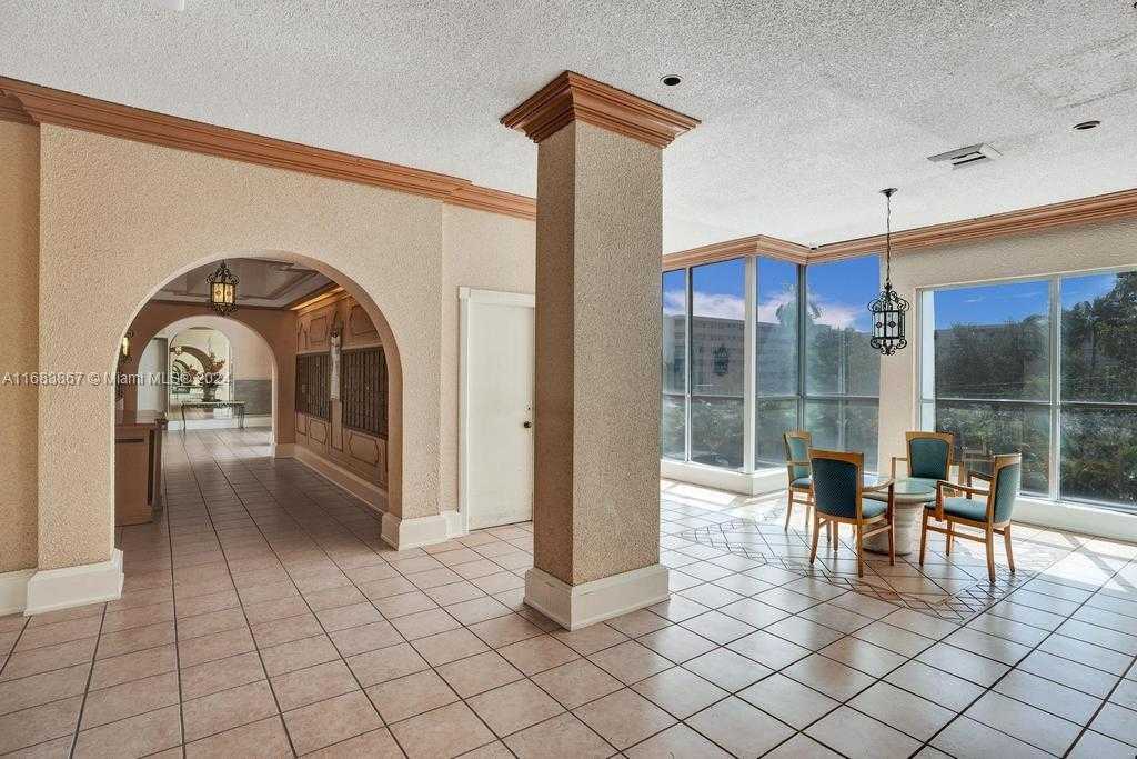 Small Image of 18011 BISCAYNE BLVD #1705, Aventura Number 42