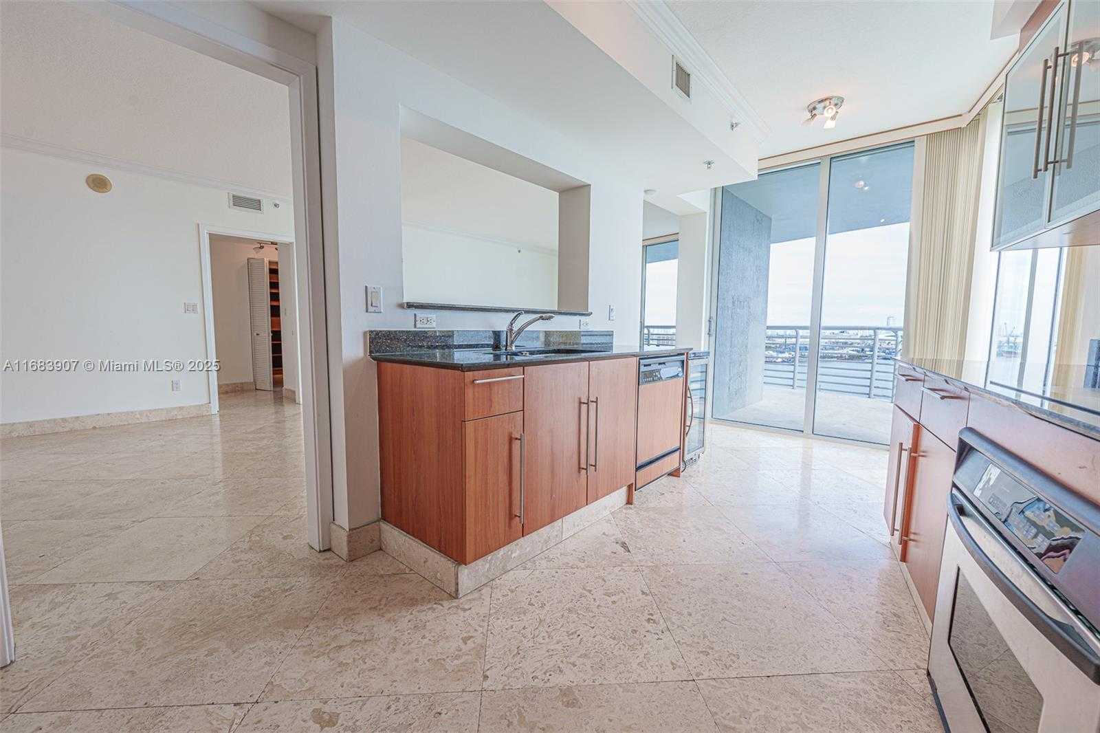 Small Image of 335 SOUTH BISCAYNE BLVD #2009, Miami Number 16