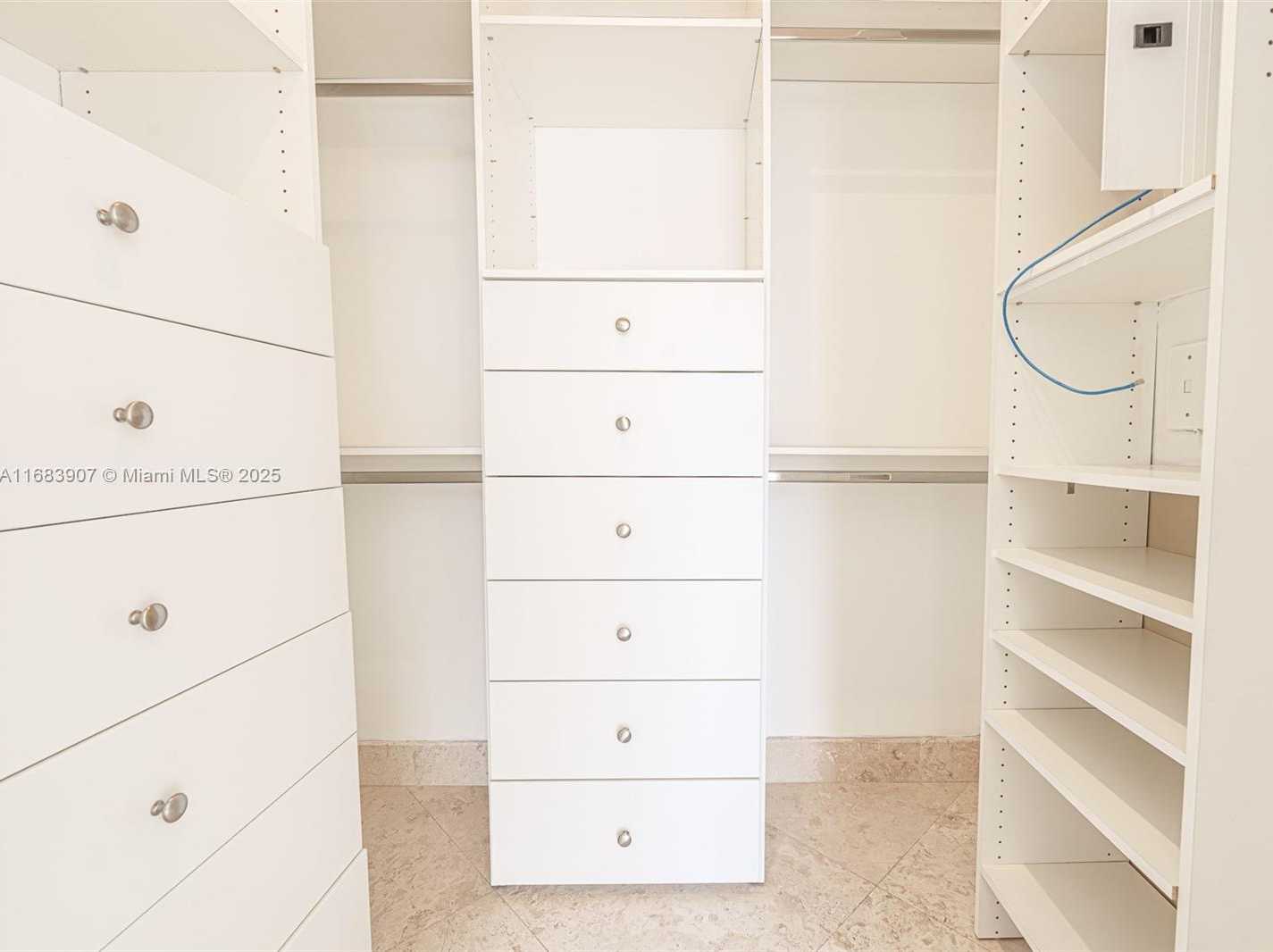 Small Image of 335 SOUTH BISCAYNE BLVD #2009, Miami Number 31