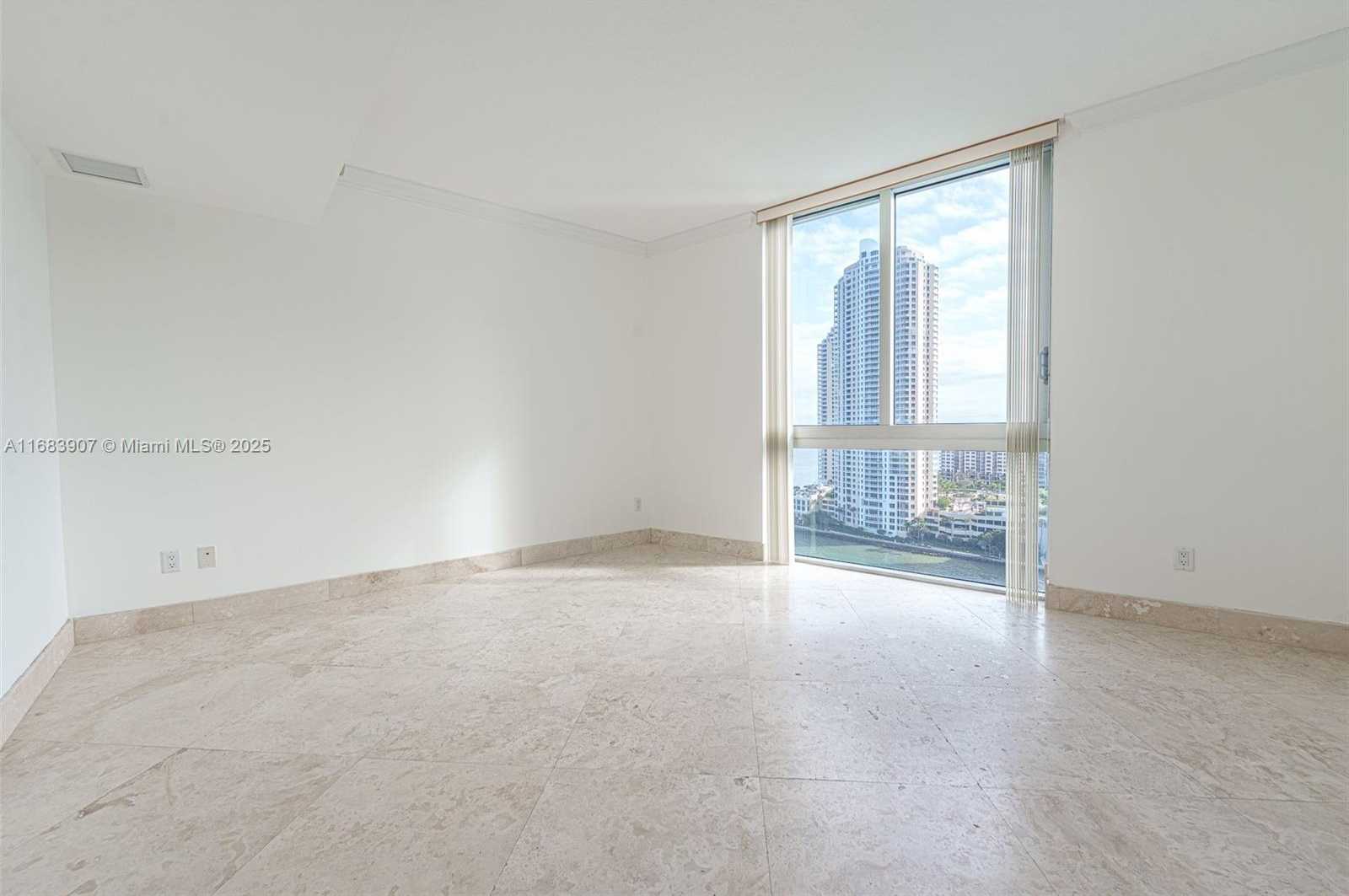 Small Image of 335 SOUTH BISCAYNE BLVD #2009, Miami Number 34