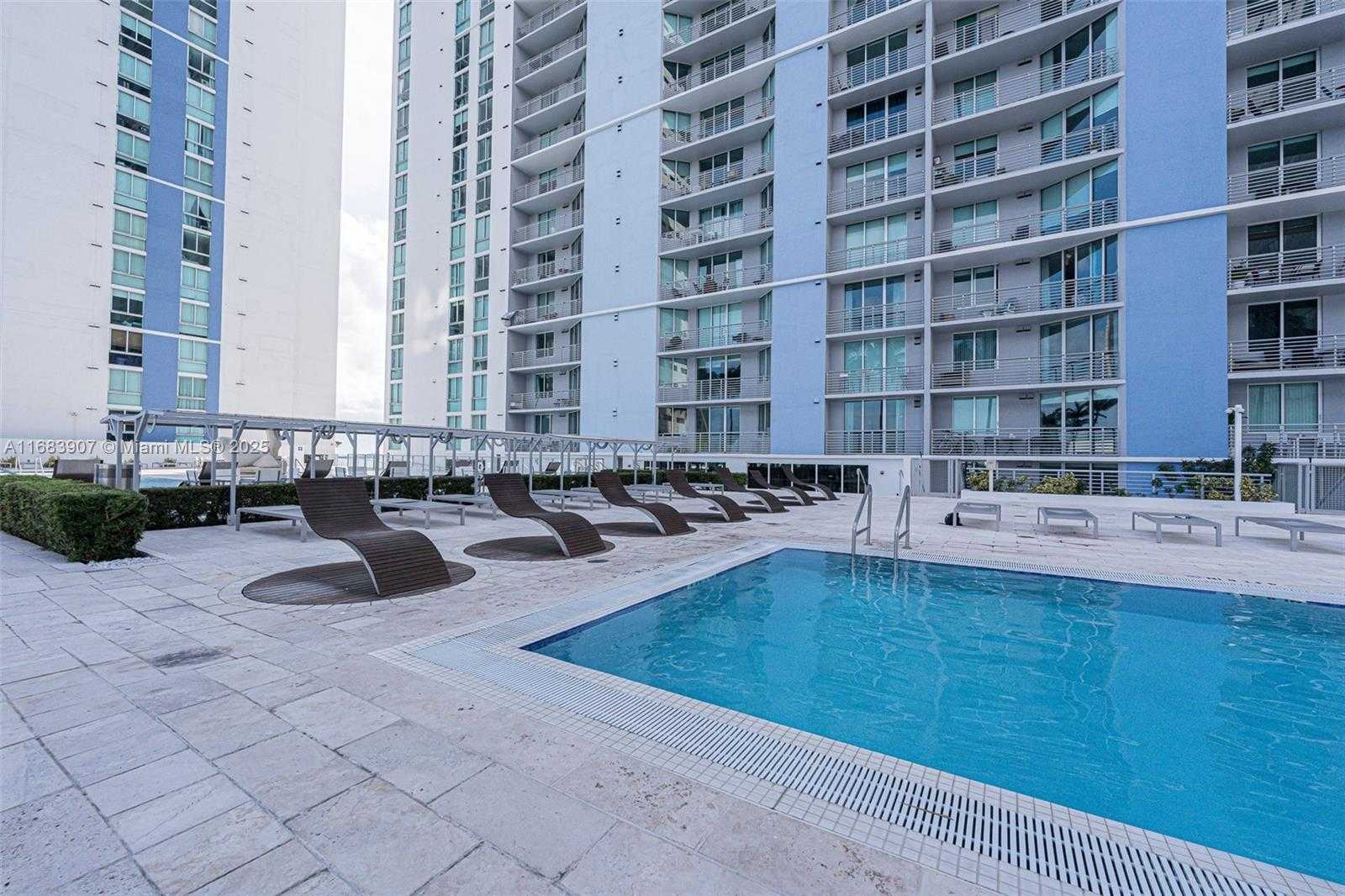 Small Image of 335 SOUTH BISCAYNE BLVD #2009, Miami Number 44