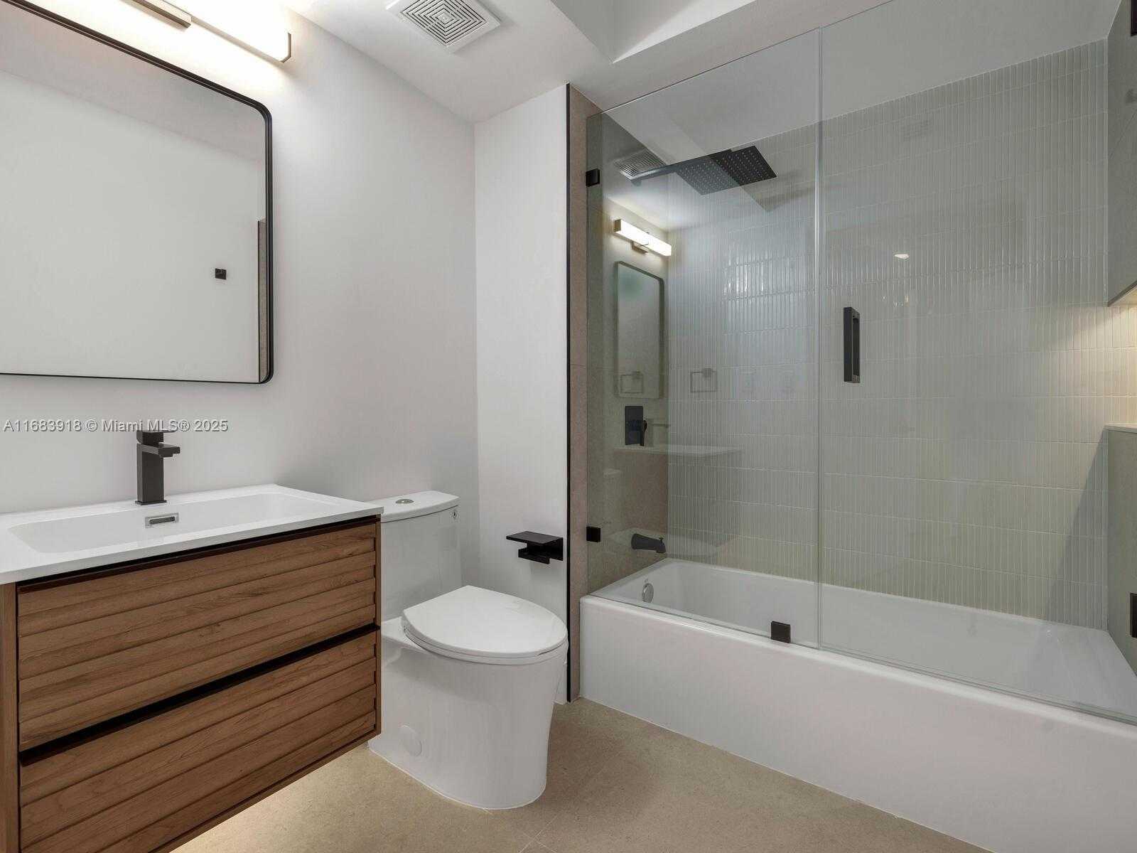 Small Image of 1330 WEST AVE #1511, Miami Beach Number 12
