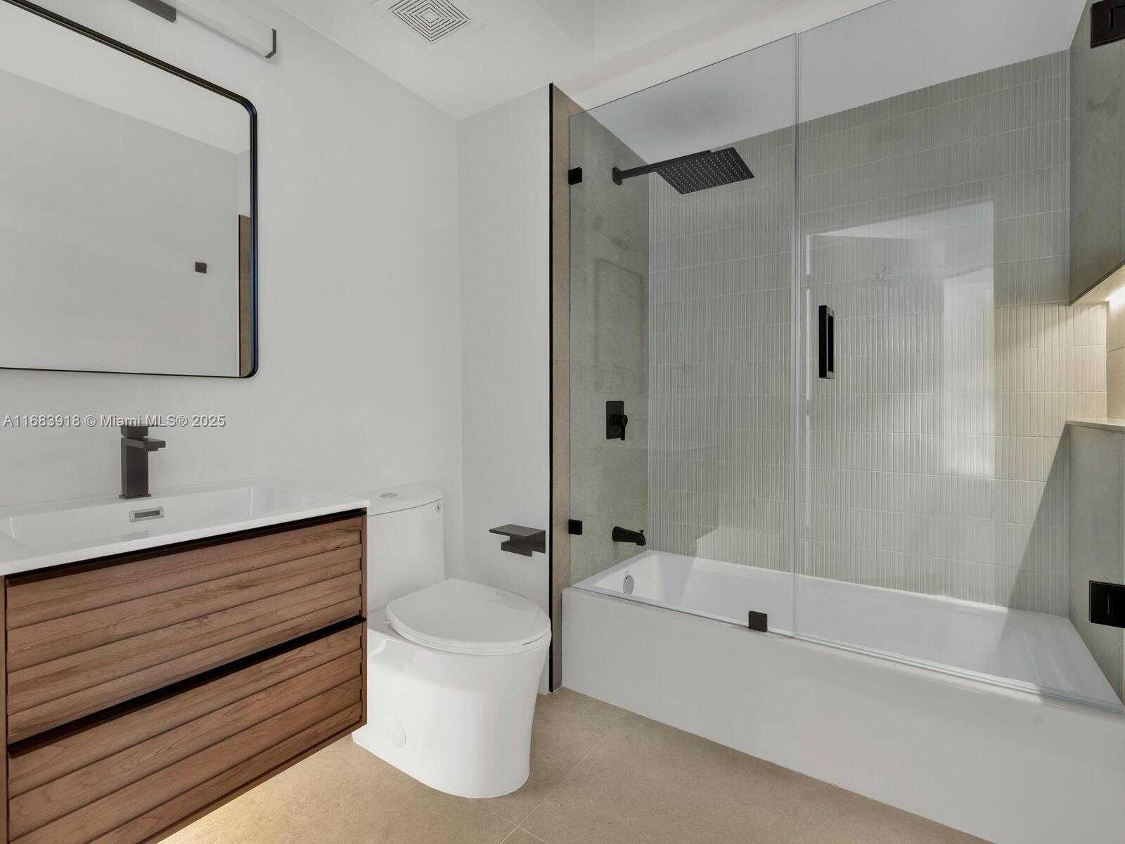 Small Image of 1330 WEST AVE #1511, Miami Beach Number 17
