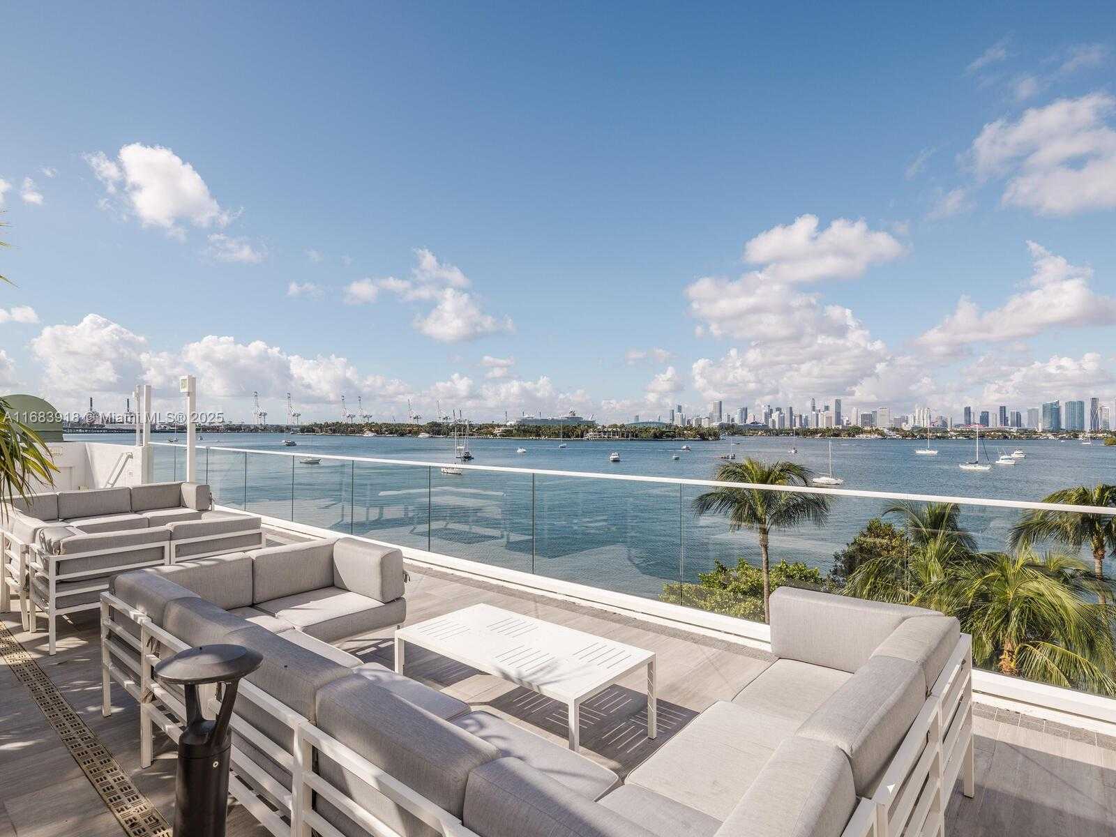 Small Image of 1330 WEST AVE #1511, Miami Beach Number 40