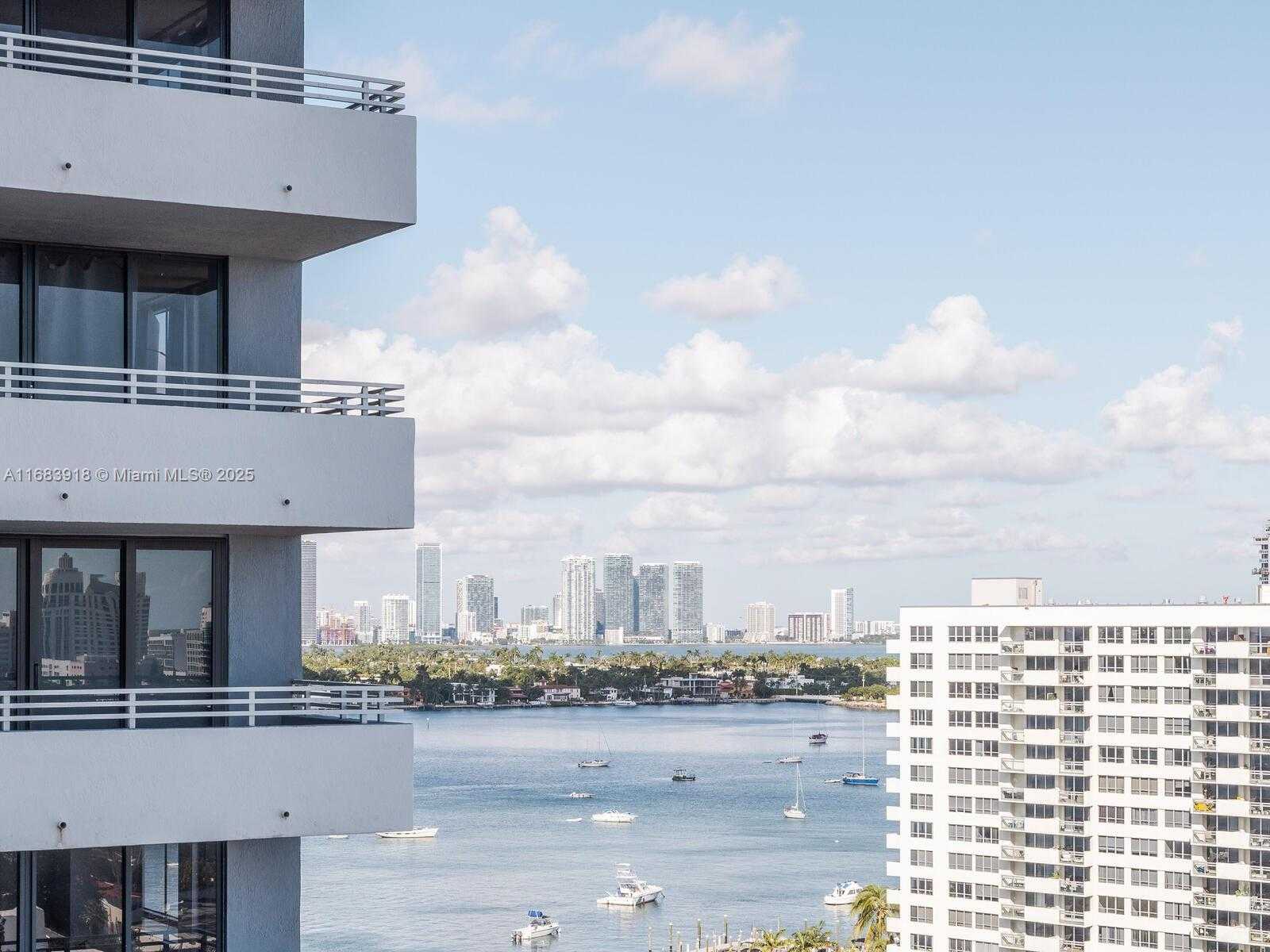 Small Image of 1330 WEST AVE #1511, Miami Beach Number 9
