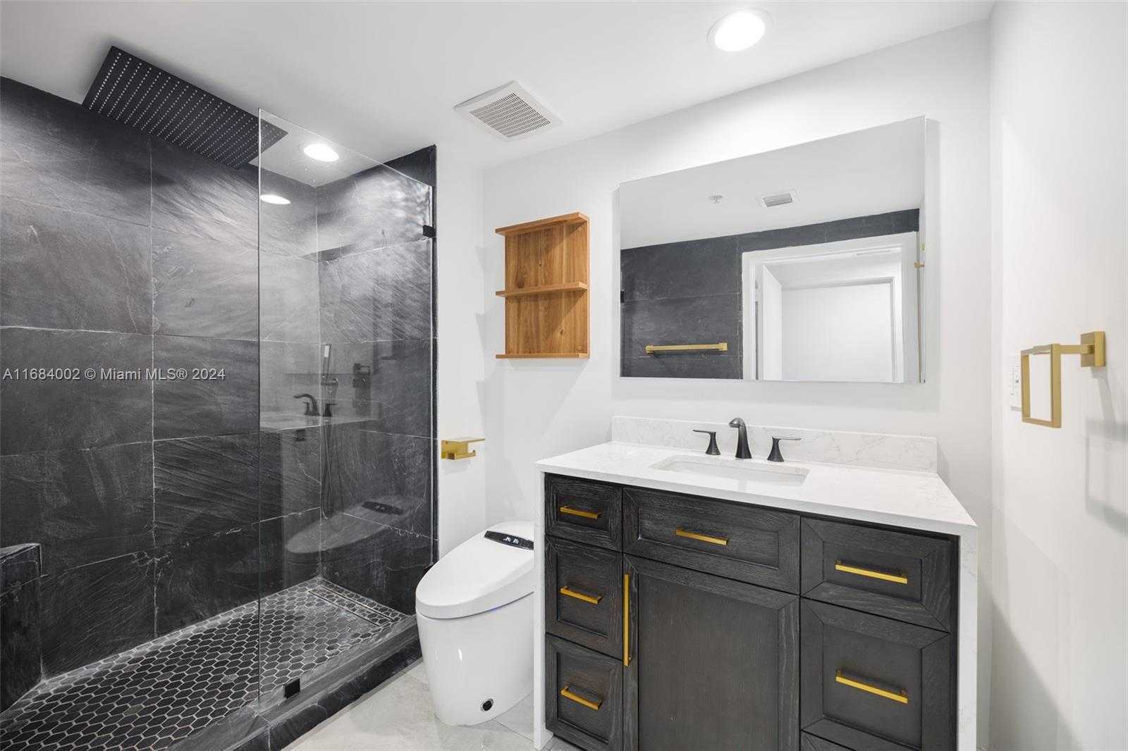 Small Image of 335 SOUTH BISCAYNE BLVD #1502, Miami Number 13