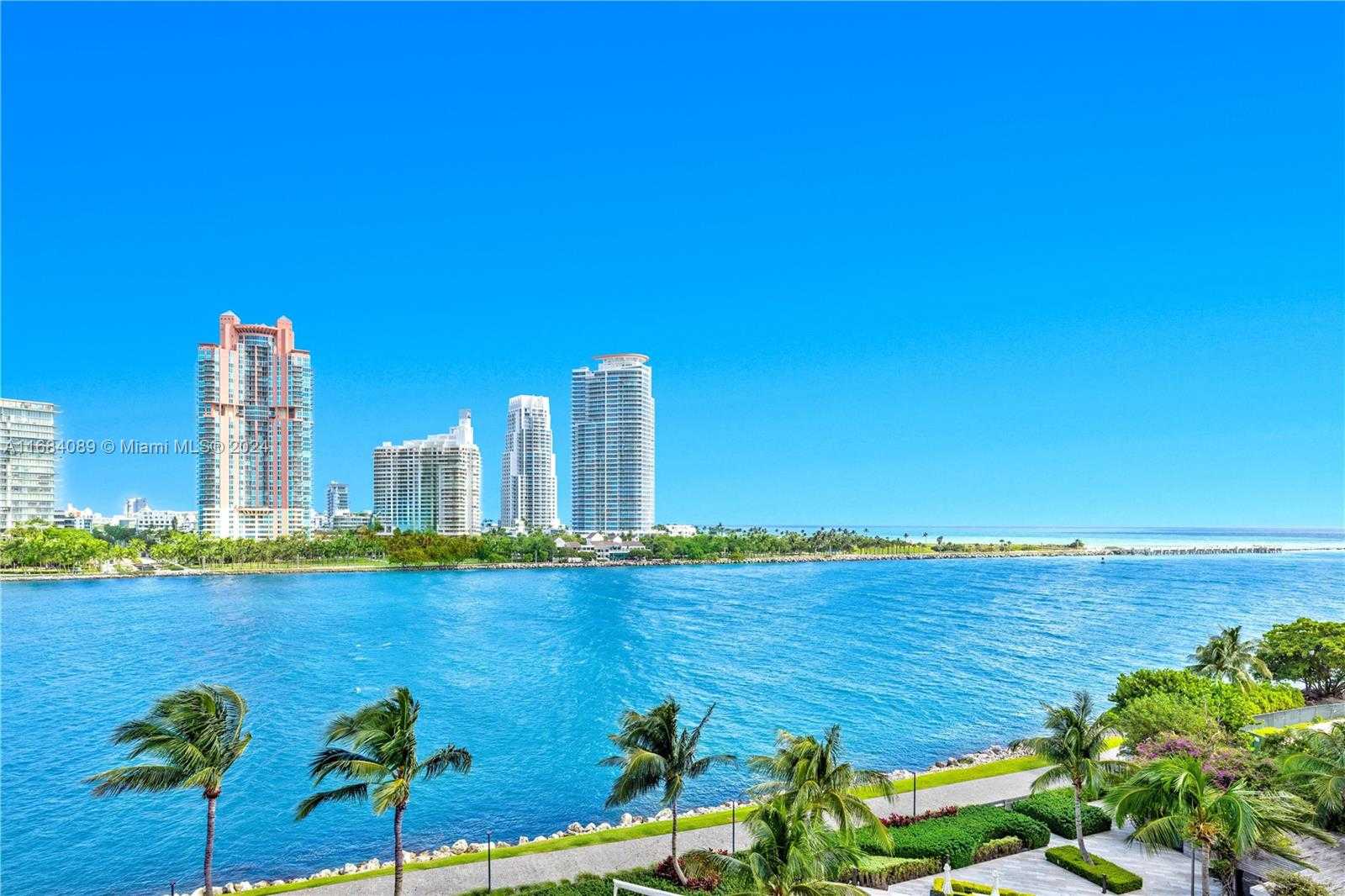 Small Image of 7065 FISHER ISLAND DR #7065, Miami Beach Number 12