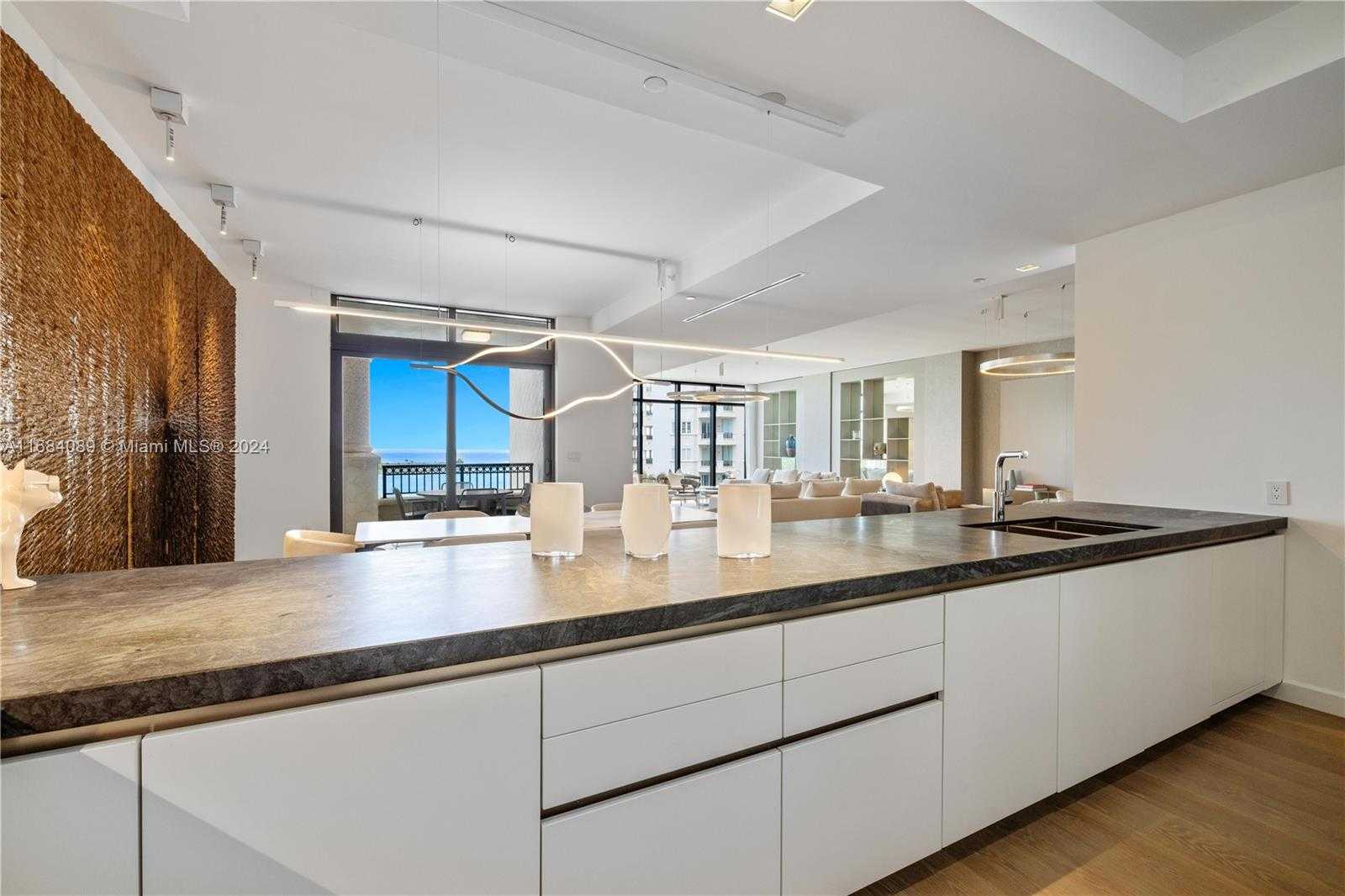 Small Image of 7065 FISHER ISLAND DR #7065, Miami Beach Number 25