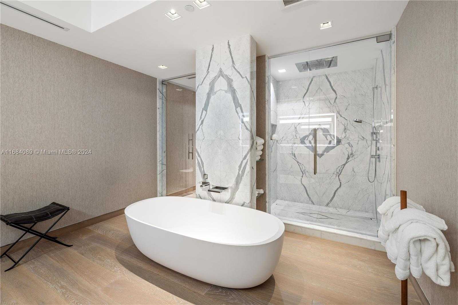 Small Image of 7065 FISHER ISLAND DR #7065, Miami Beach Number 34
