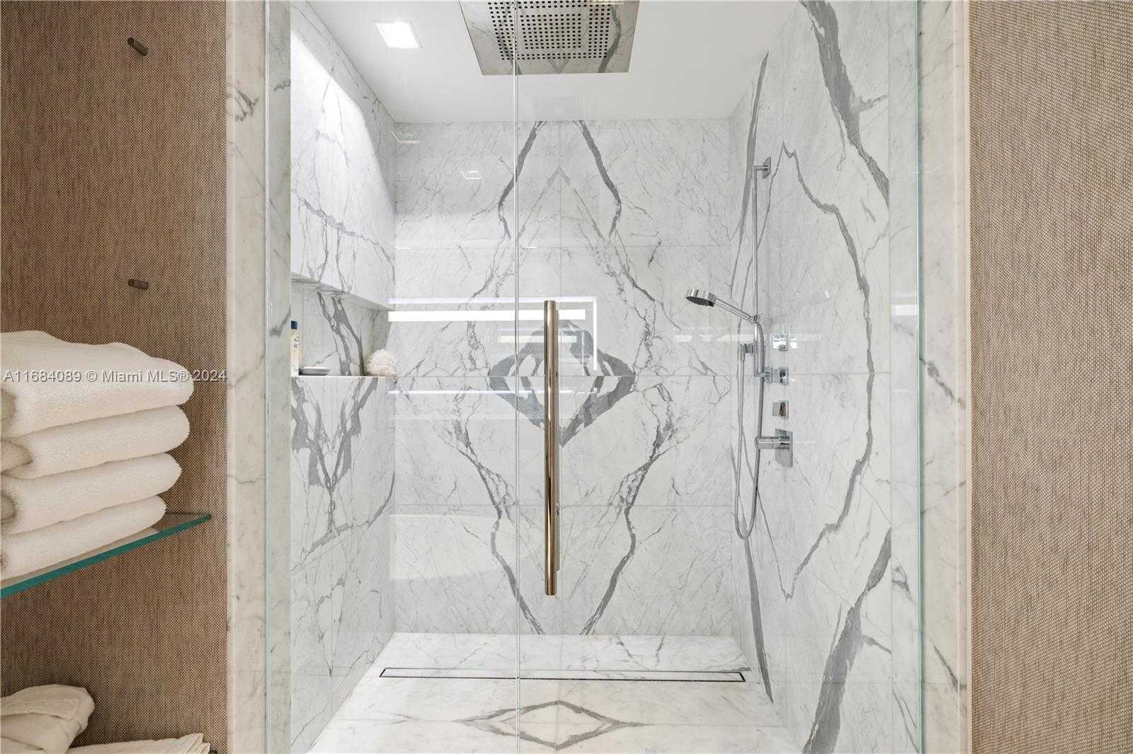 Small Image of 7065 FISHER ISLAND DR #7065, Miami Beach Number 35
