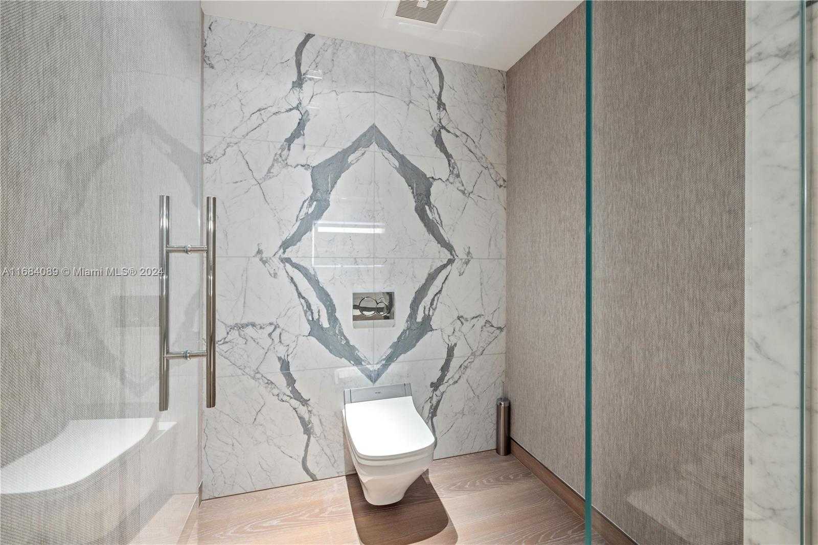Small Image of 7065 FISHER ISLAND DR #7065, Miami Beach Number 36