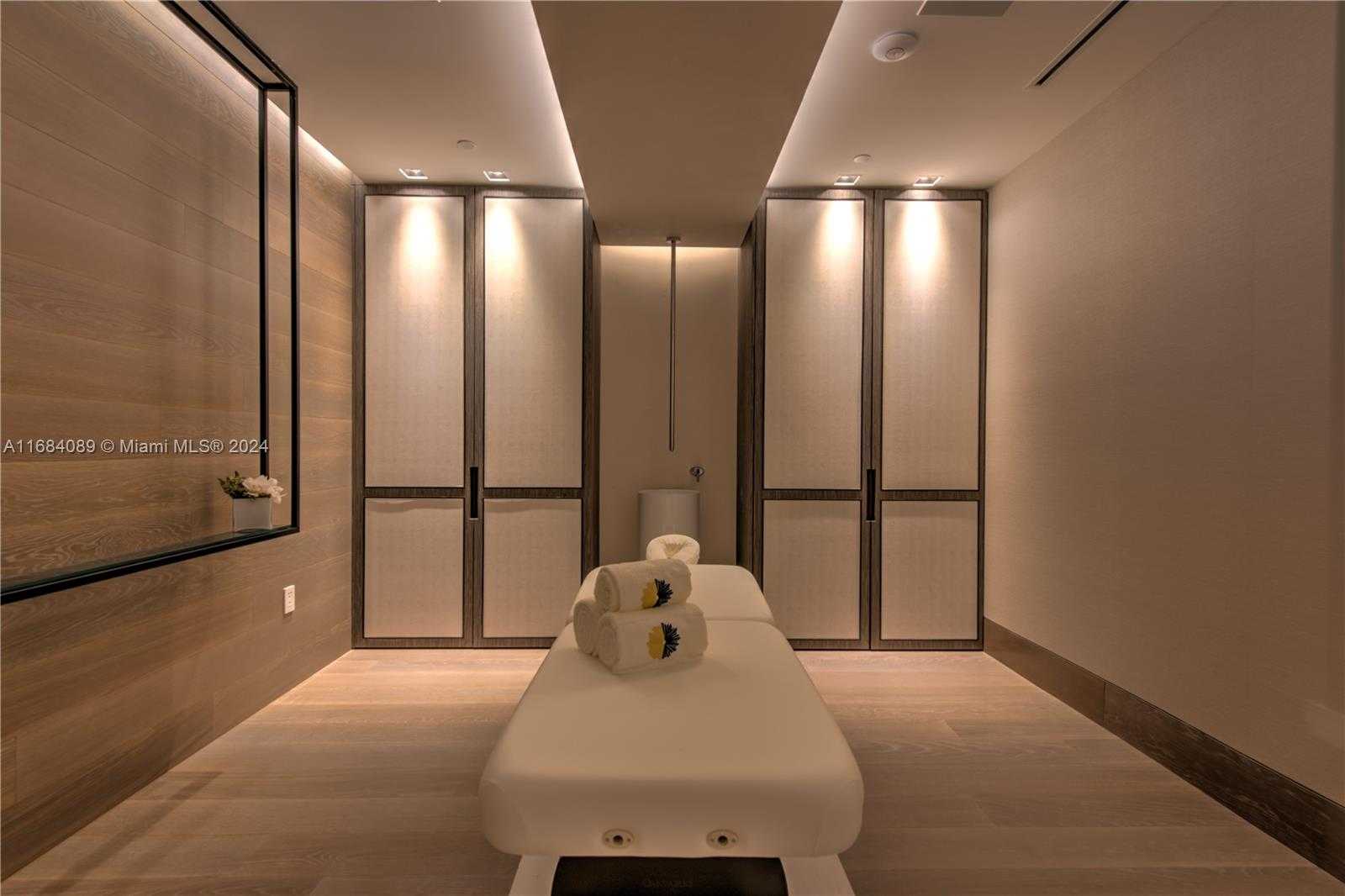 Small Image of 7065 FISHER ISLAND DR #7065, Miami Beach Number 66