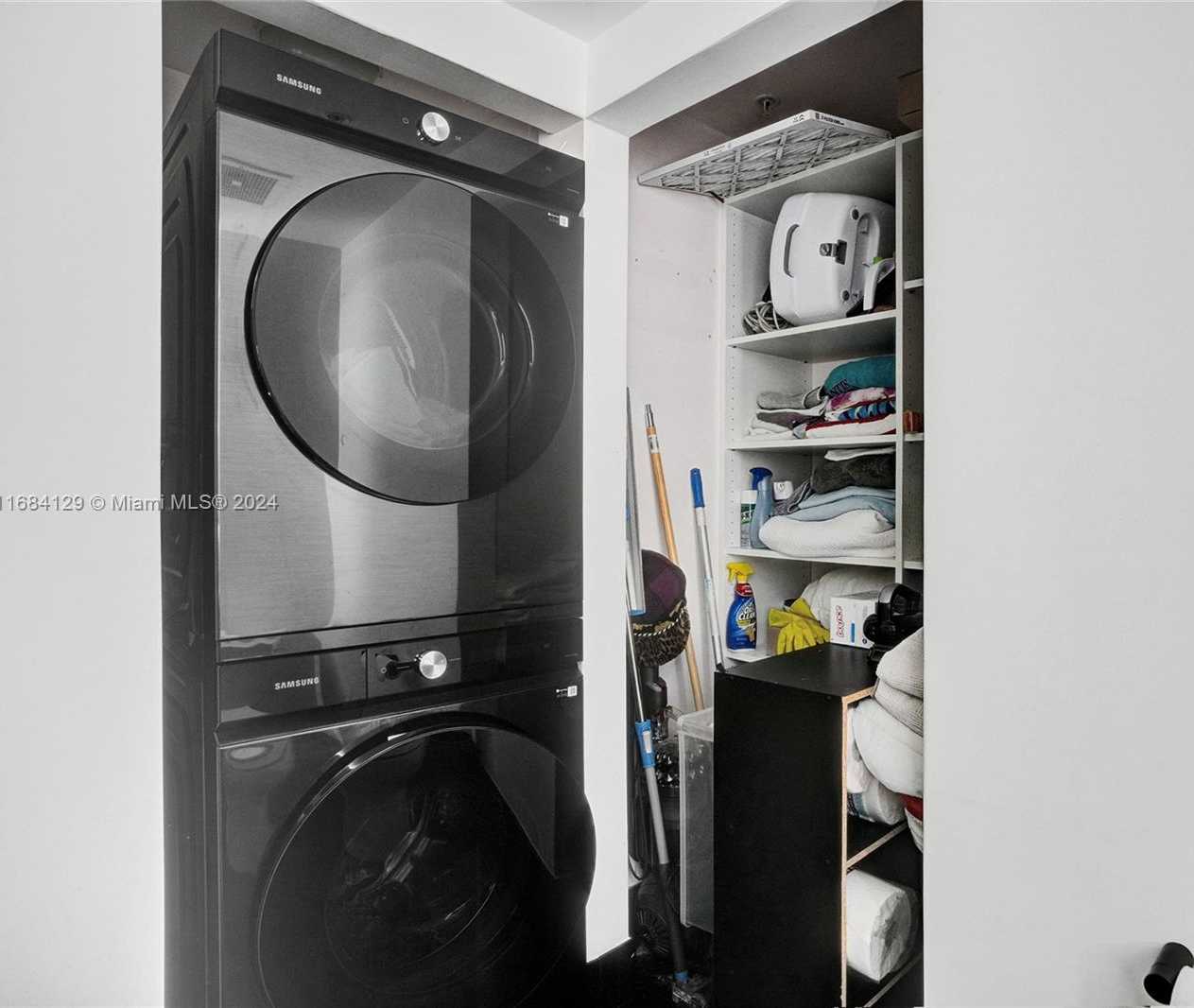 Small Image of 7901 HISPANOLA AVE #1601, North Bay Village Number 13