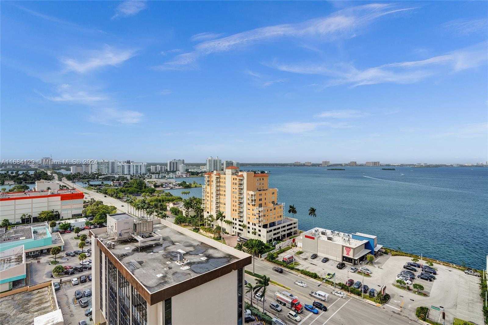 Small Image of 7901 HISPANOLA AVE #1601, North Bay Village Number 29