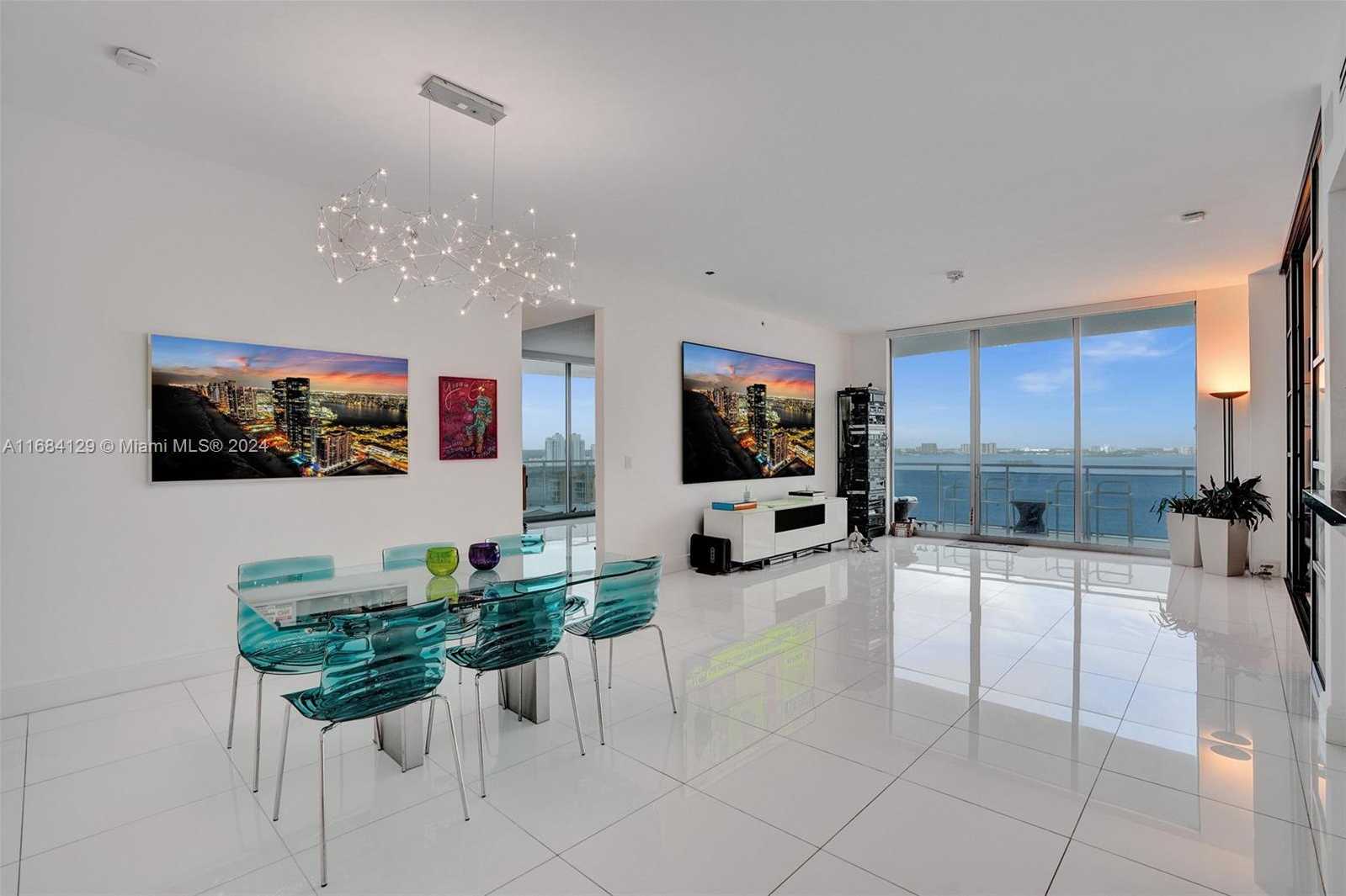 Small Image of 7901 HISPANOLA AVE #1601, North Bay Village Number 3