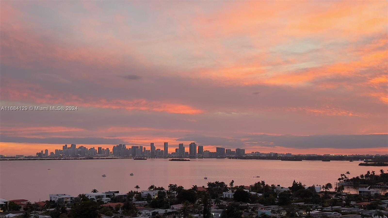 Small Image of 7901 HISPANOLA AVE #1601, North Bay Village Number 33