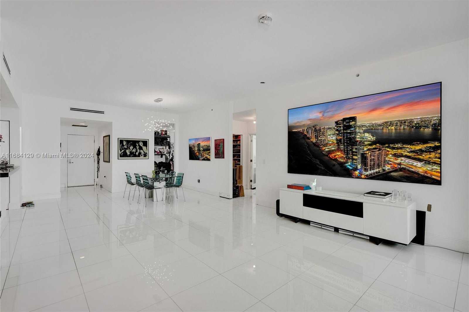 Small Image of 7901 HISPANOLA AVE #1601, North Bay Village Number 7