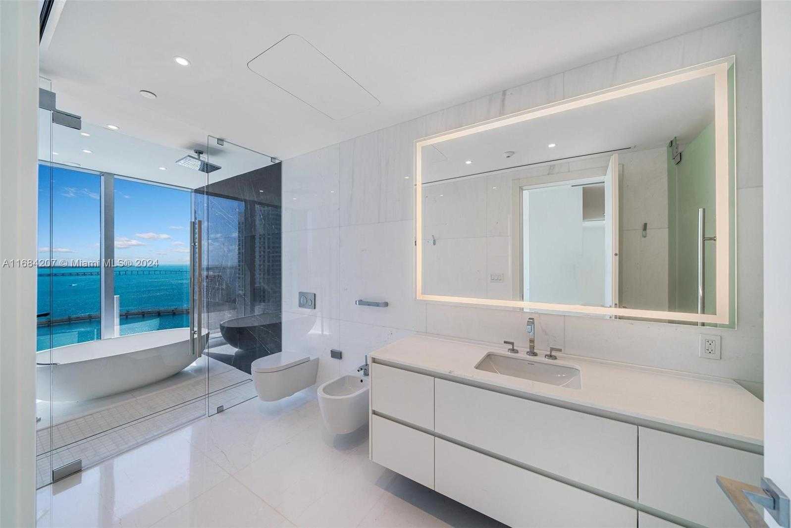 Small Image of 300 BISCAYNE BLVD WAY #2501, Miami Number 13