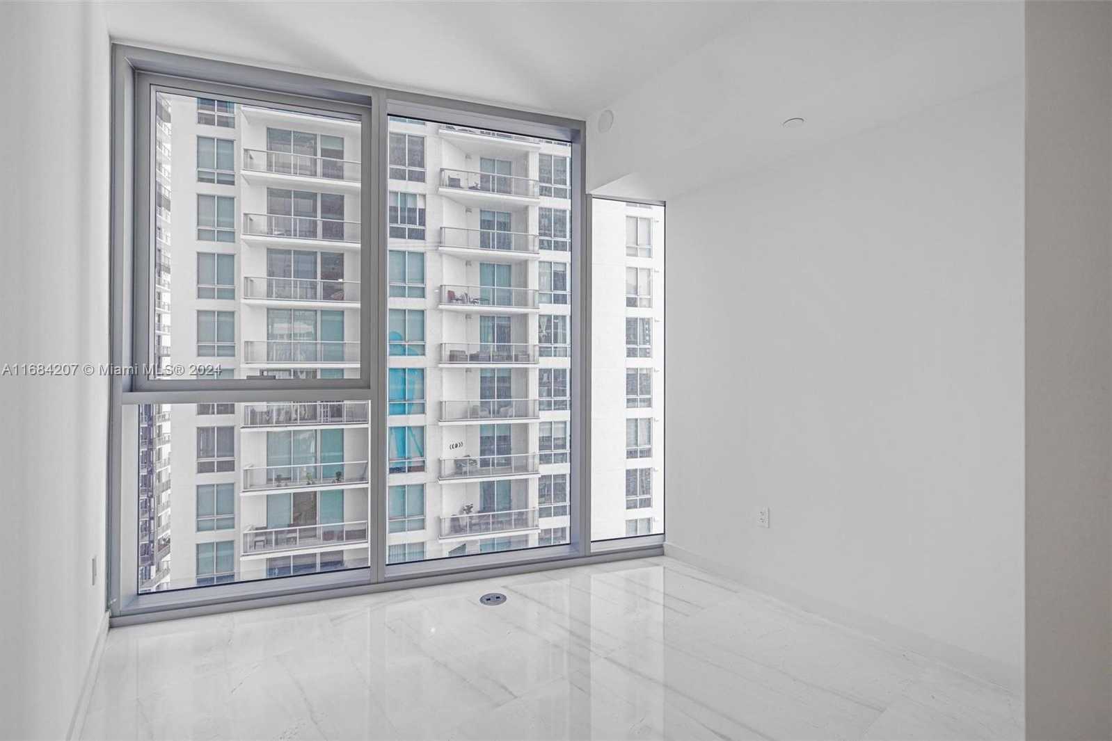 Small Image of 300 BISCAYNE BLVD WAY #2501, Miami Number 21