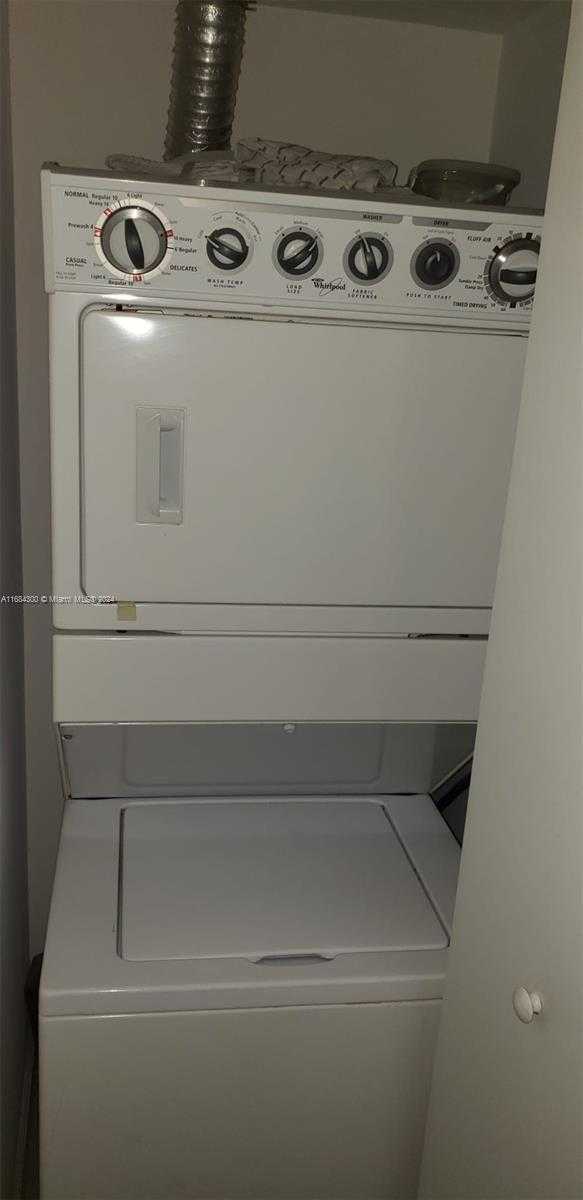 Small Image of 701 BRICKELL KEY BLVD #1711, Miami Number 12