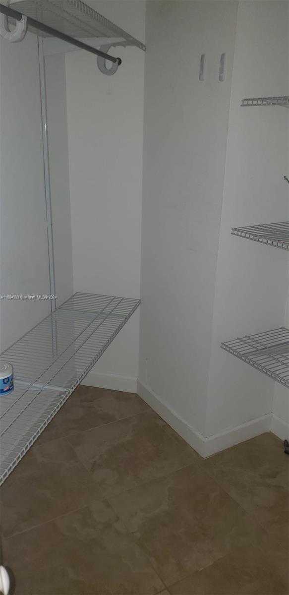 Small Image of 701 BRICKELL KEY BLVD #1711, Miami Number 17