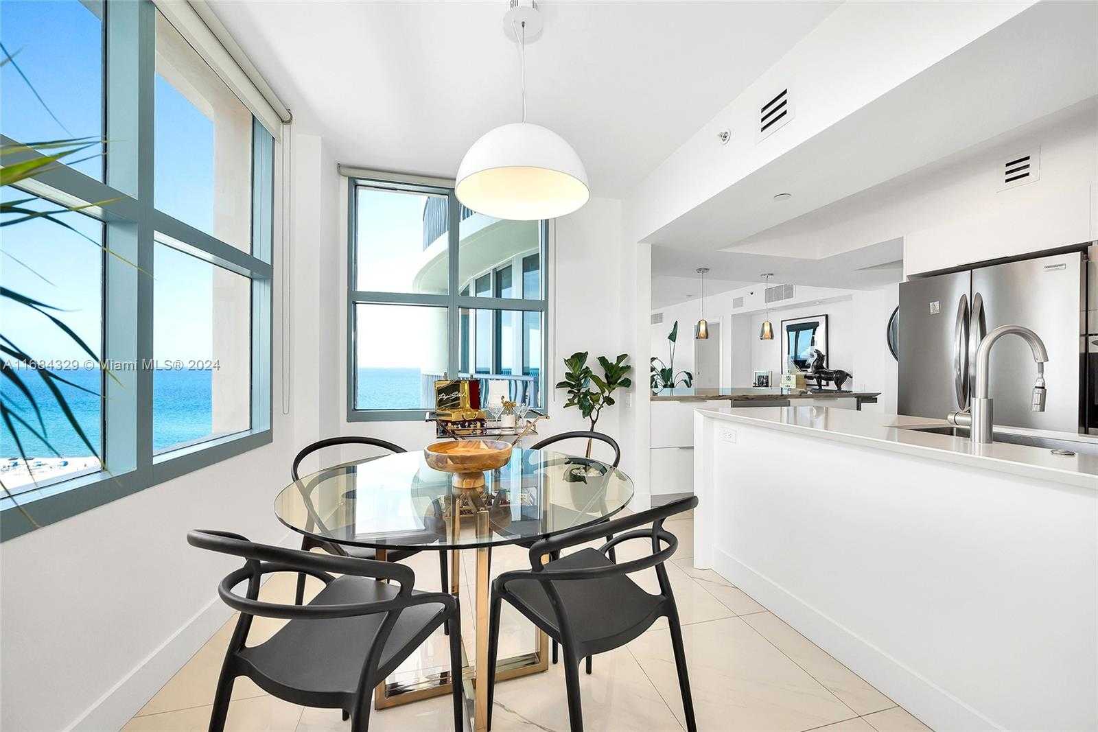 Small Image of 1500 OCEAN DR #1201, Miami Beach Number 23