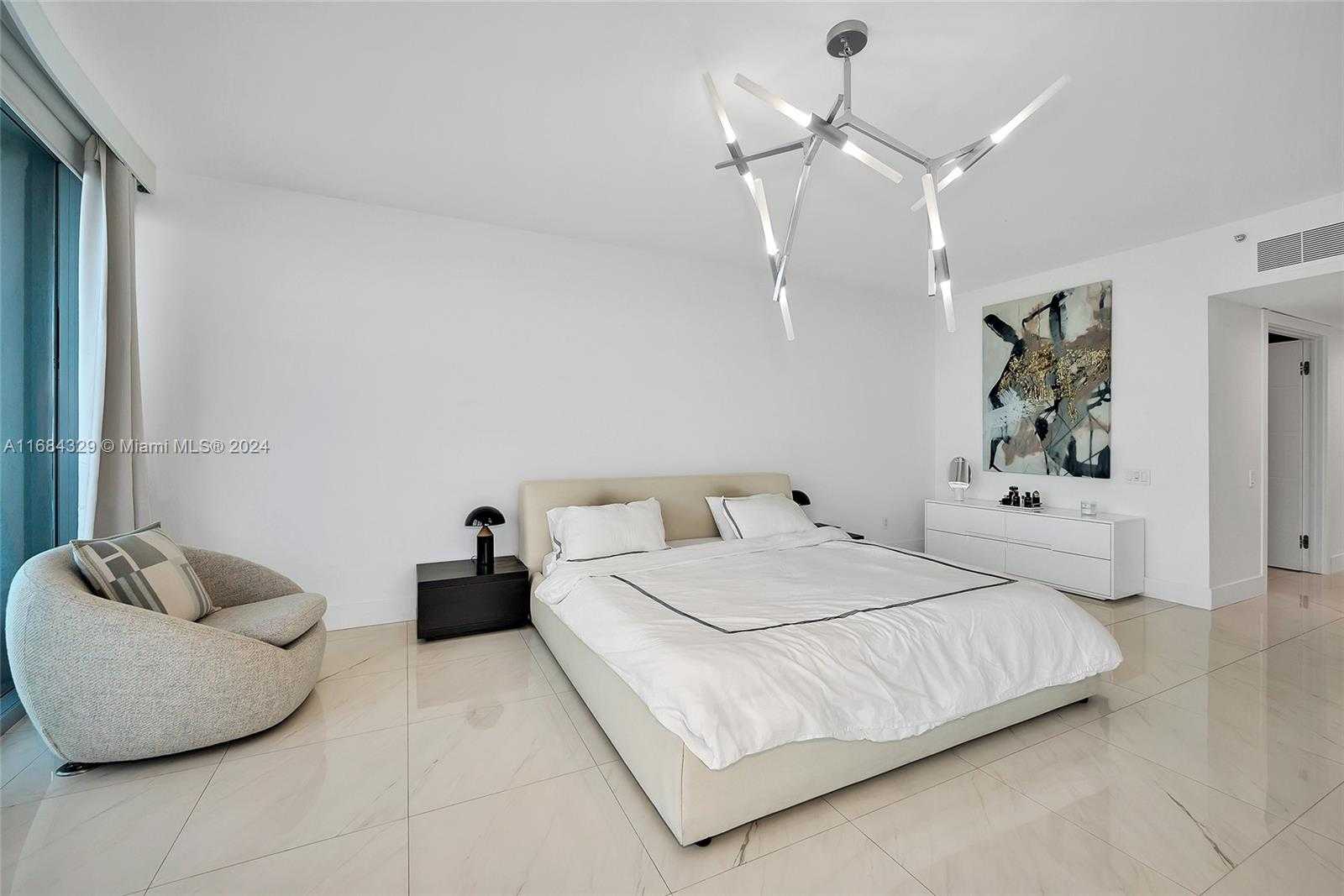 Small Image of 1500 OCEAN DR #1201, Miami Beach Number 33