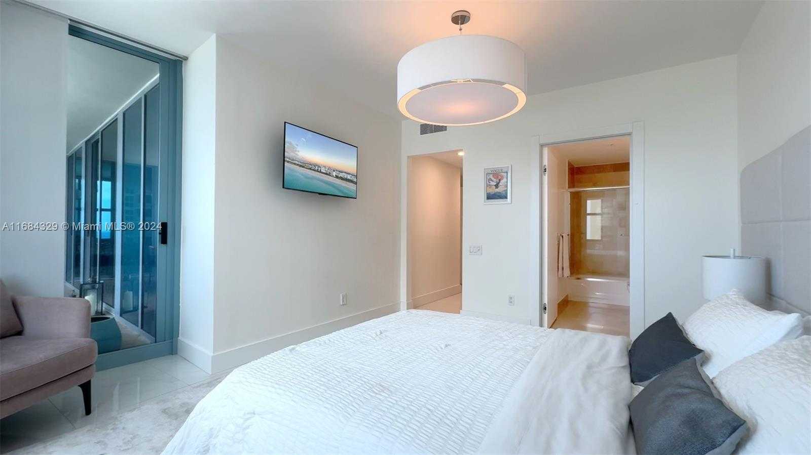 Small Image of 1500 OCEAN DR #1201, Miami Beach Number 40