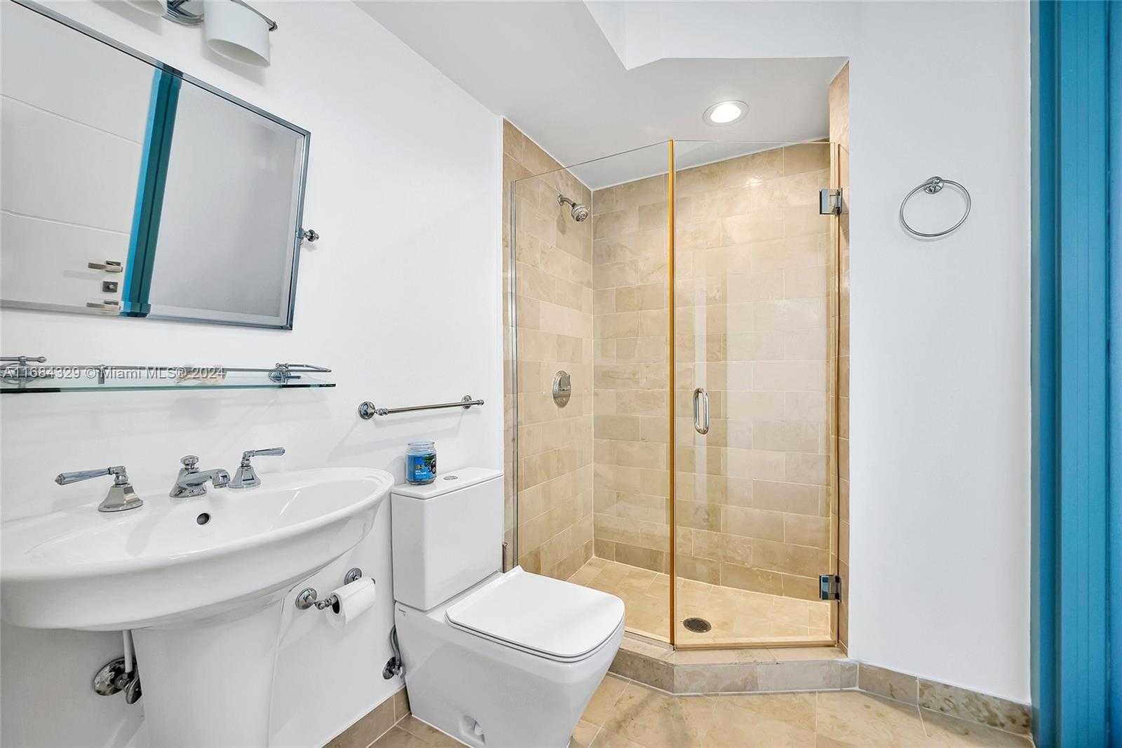 Small Image of 1500 OCEAN DR #1201, Miami Beach Number 44
