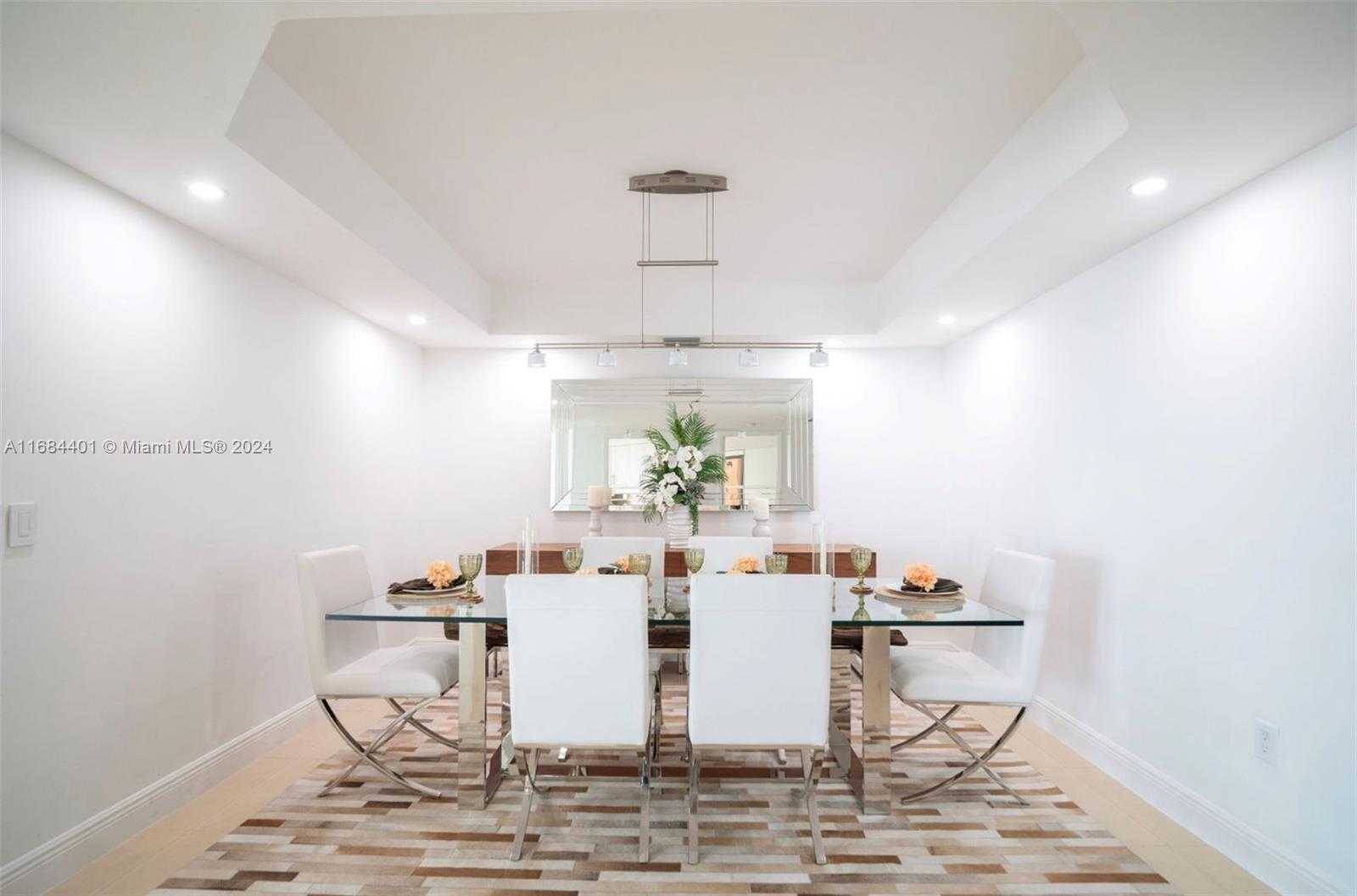 Small Image of 16400 COLLINS AVE #1444, Sunny Isles Beach Number 6