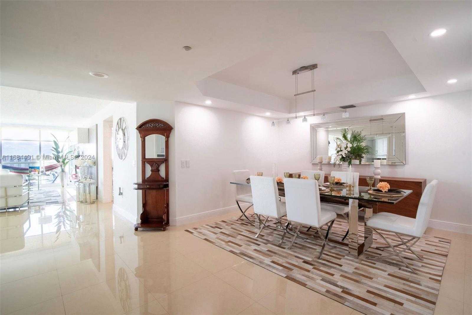 Small Image of 16400 COLLINS AVE #1444, Sunny Isles Beach Number 7