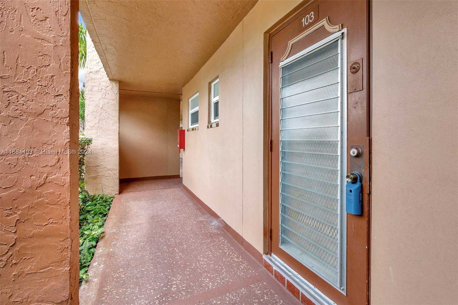 Small Image of 9540 SUNRISE LAKES BLVD #103, Sunrise Number 11