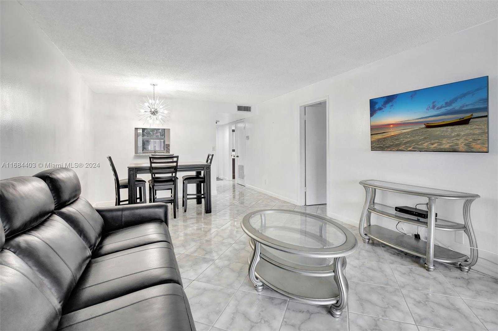 Small Image of 9540 SUNRISE LAKES BLVD #103, Sunrise Number 5
