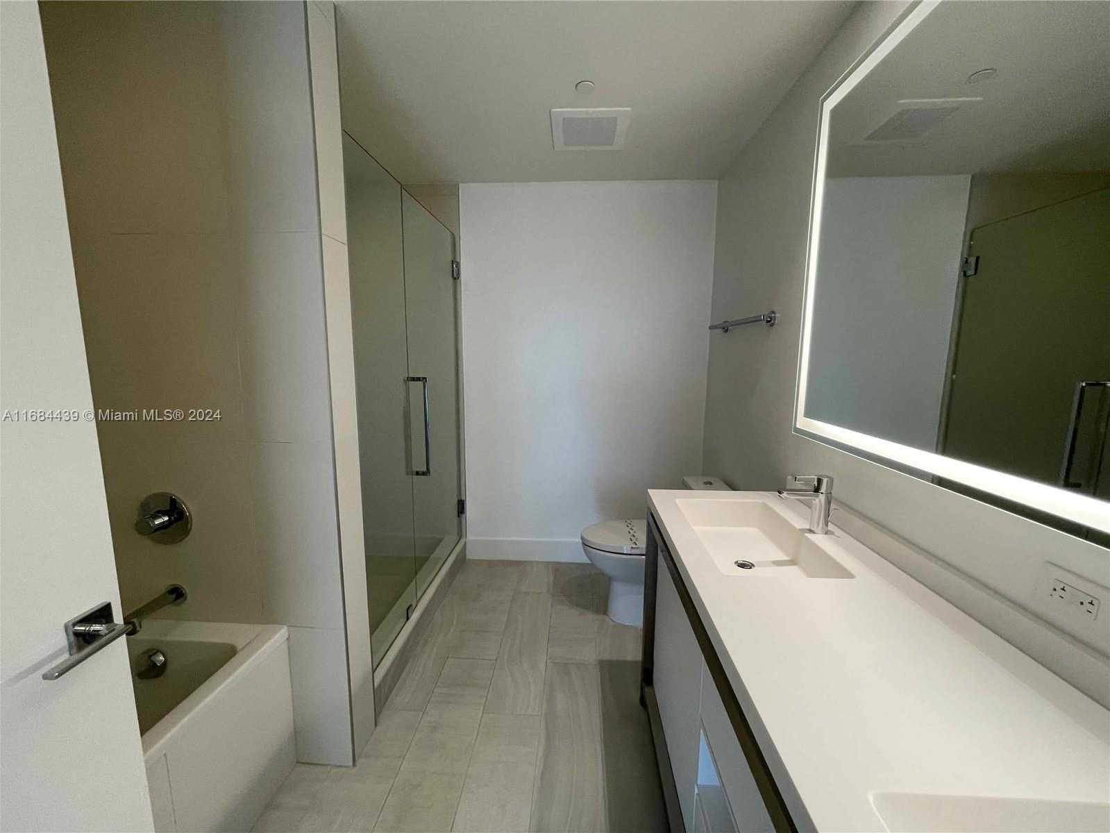 Small Image of 2000 METROPICA WAY #804, Sunrise Number 15