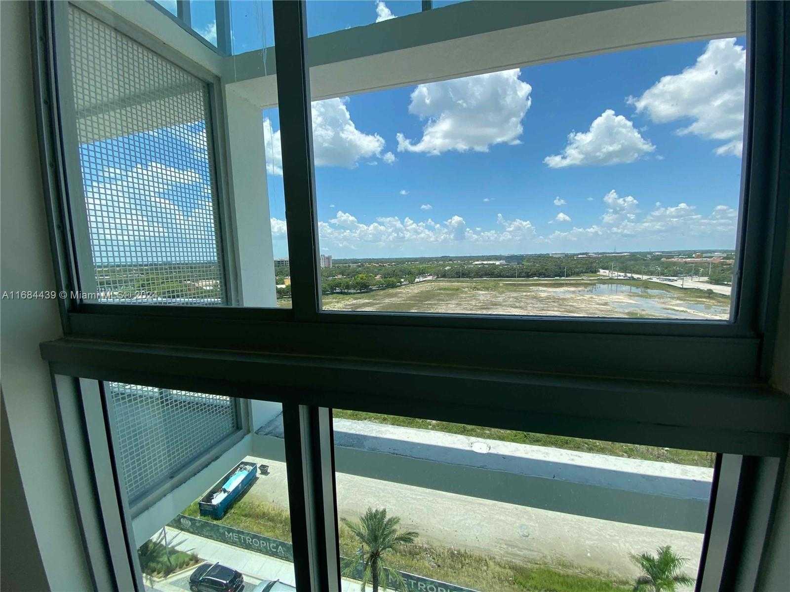 Small Image of 2000 METROPICA WAY #804, Sunrise Number 26