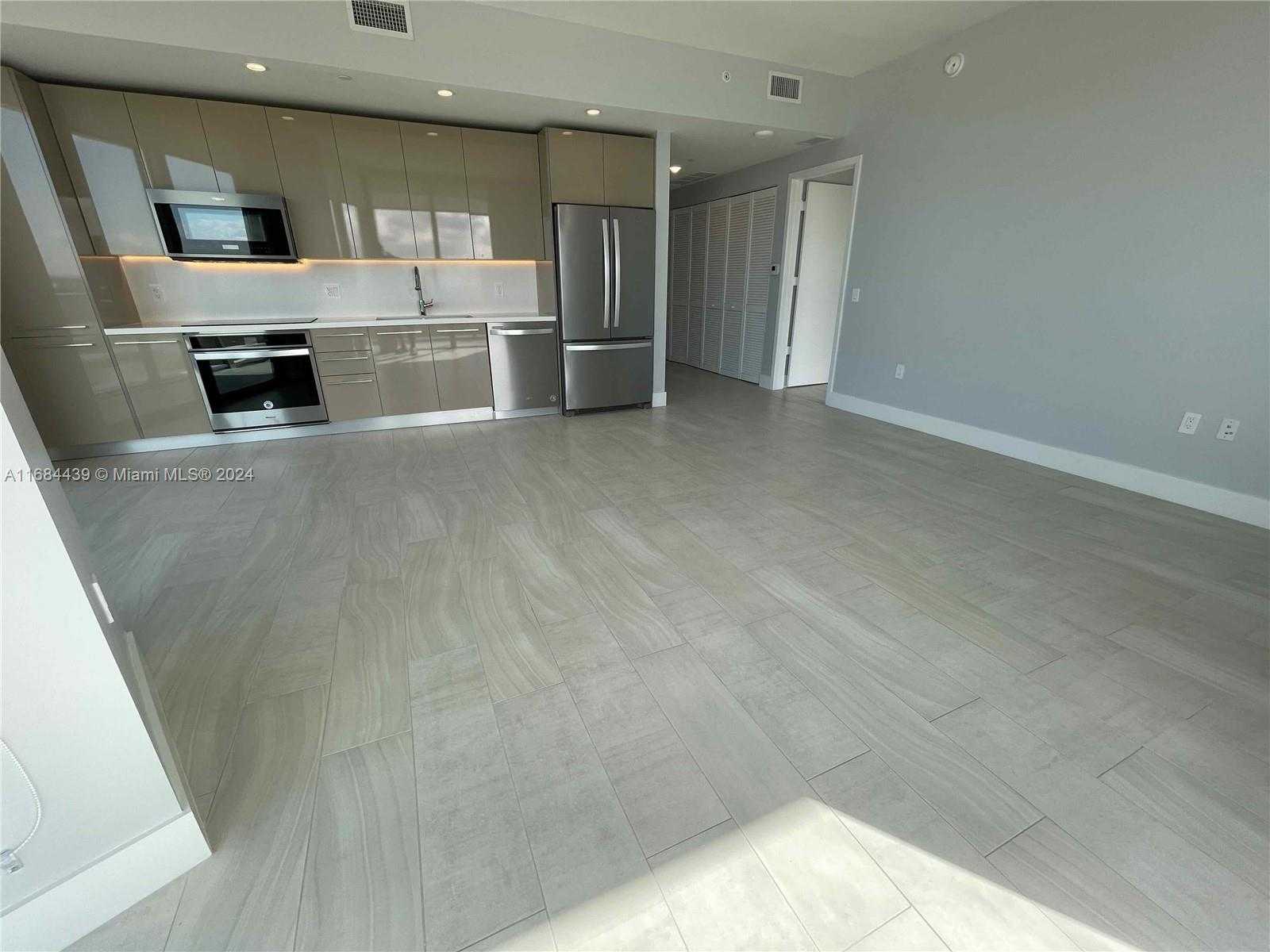 Small Image of 2000 METROPICA WAY #804, Sunrise Number 3